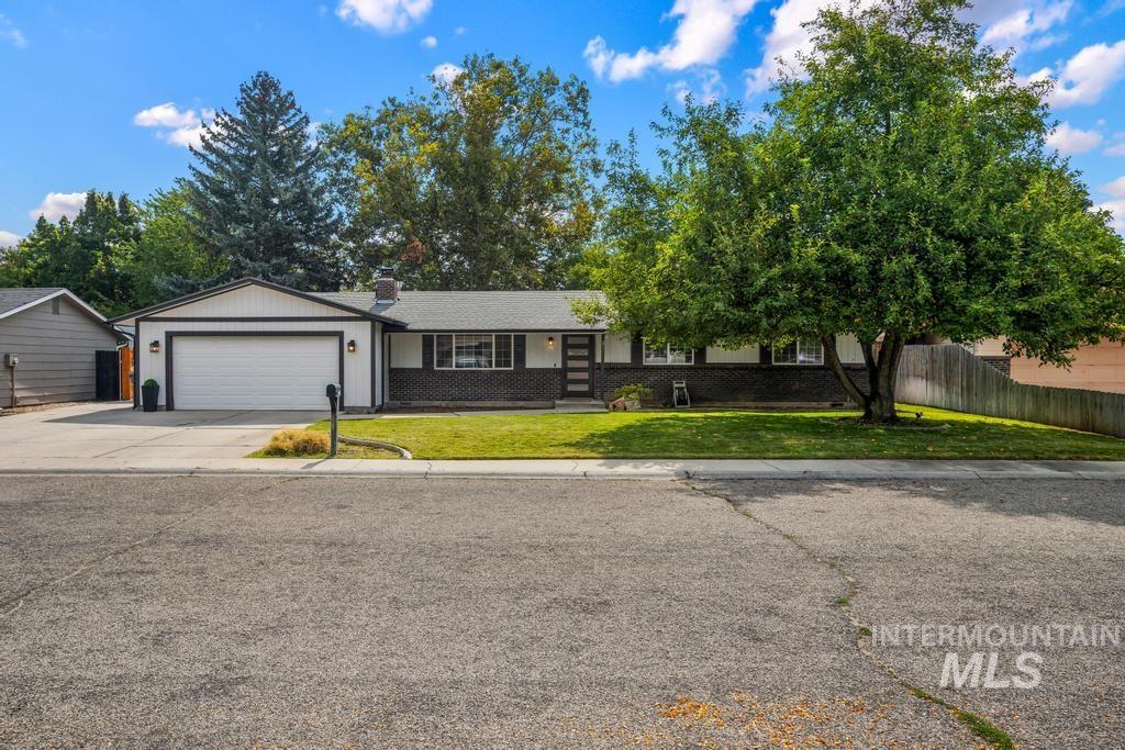 3518 N Frontier Way, Boise, Idaho 83713, 3 Bedrooms, 2 Bathrooms, Residential For Sale, Price $434,900,MLS 98998889