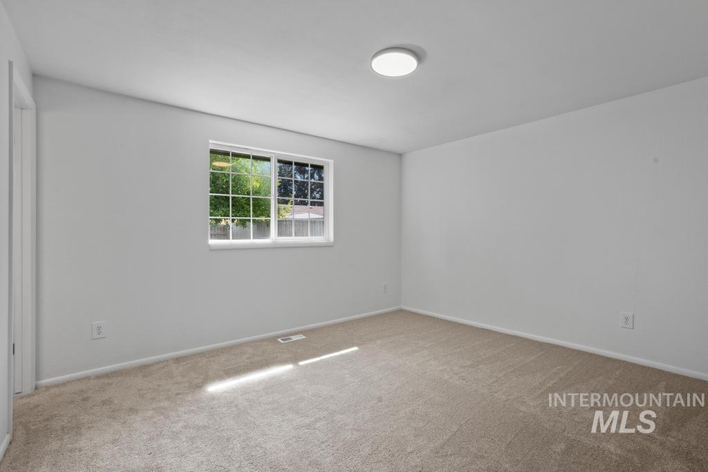 3518 N Frontier Way, Boise, Idaho 83713, 3 Bedrooms, 2 Bathrooms, Residential For Sale, Price $434,900,MLS 98998889