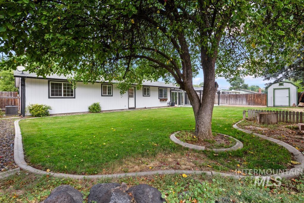 3518 N Frontier Way, Boise, Idaho 83713, 3 Bedrooms, 2 Bathrooms, Residential For Sale, Price $434,900,MLS 98998889