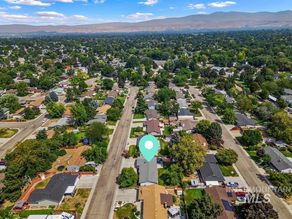 3518 N Frontier Way, Boise, Idaho 83713, 3 Bedrooms, 2 Bathrooms, Residential For Sale, Price $434,900,MLS 98998889