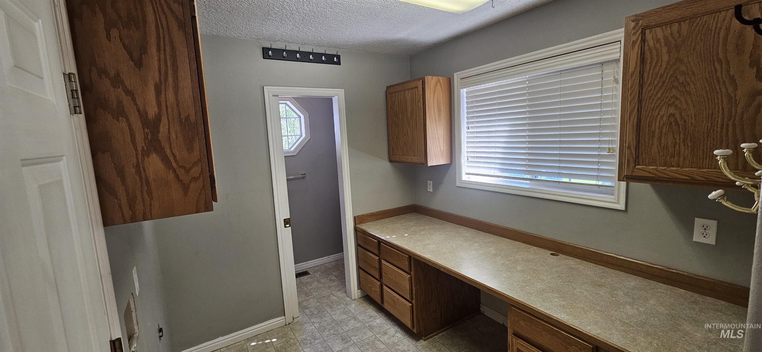 1741 Pomerelle Drive, Twin Falls, Idaho 83301, 3 Bedrooms, 2.5 Bathrooms, Residential For Sale, Price $630,000,MLS 98998890
