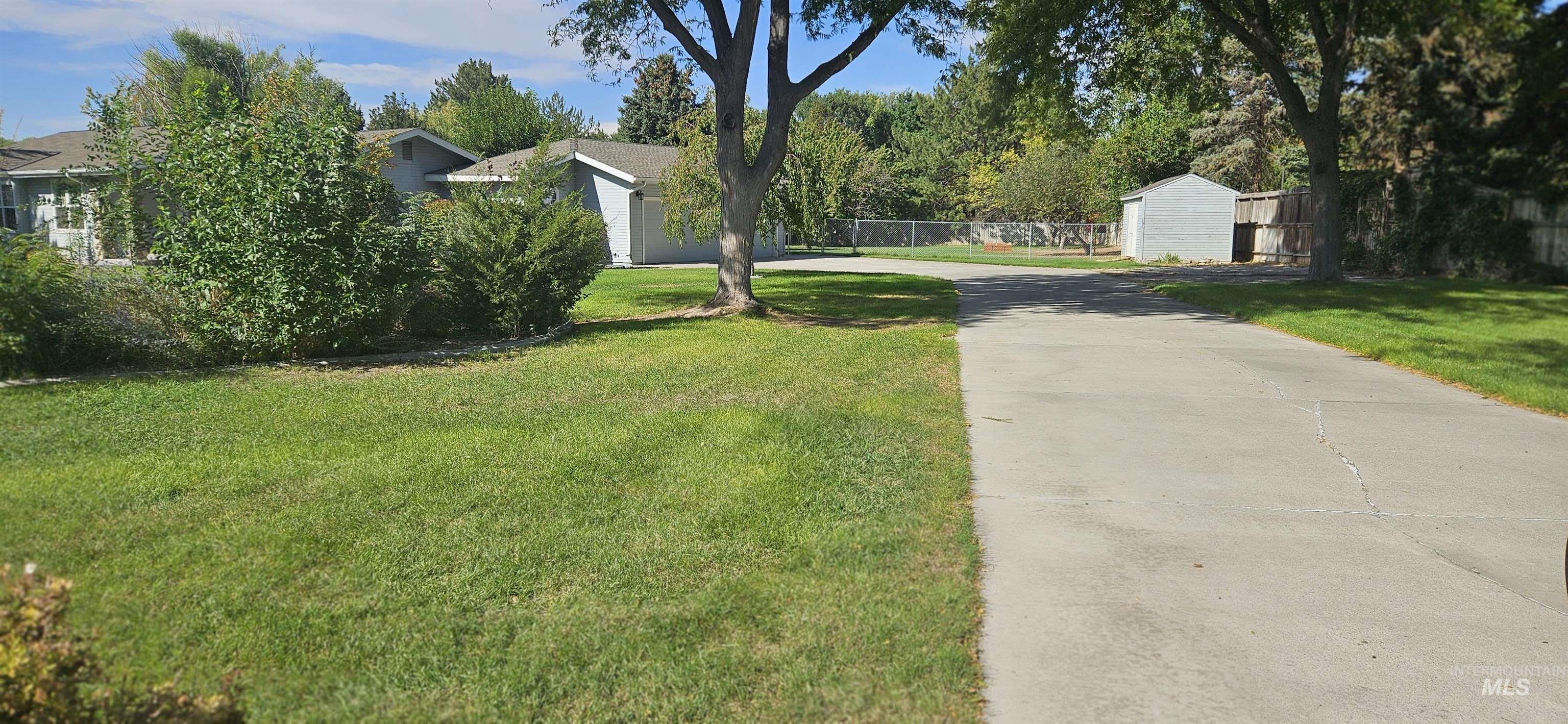 1741 Pomerelle Drive, Twin Falls, Idaho 83301, 3 Bedrooms, 2.5 Bathrooms, Residential For Sale, Price $630,000,MLS 98998890