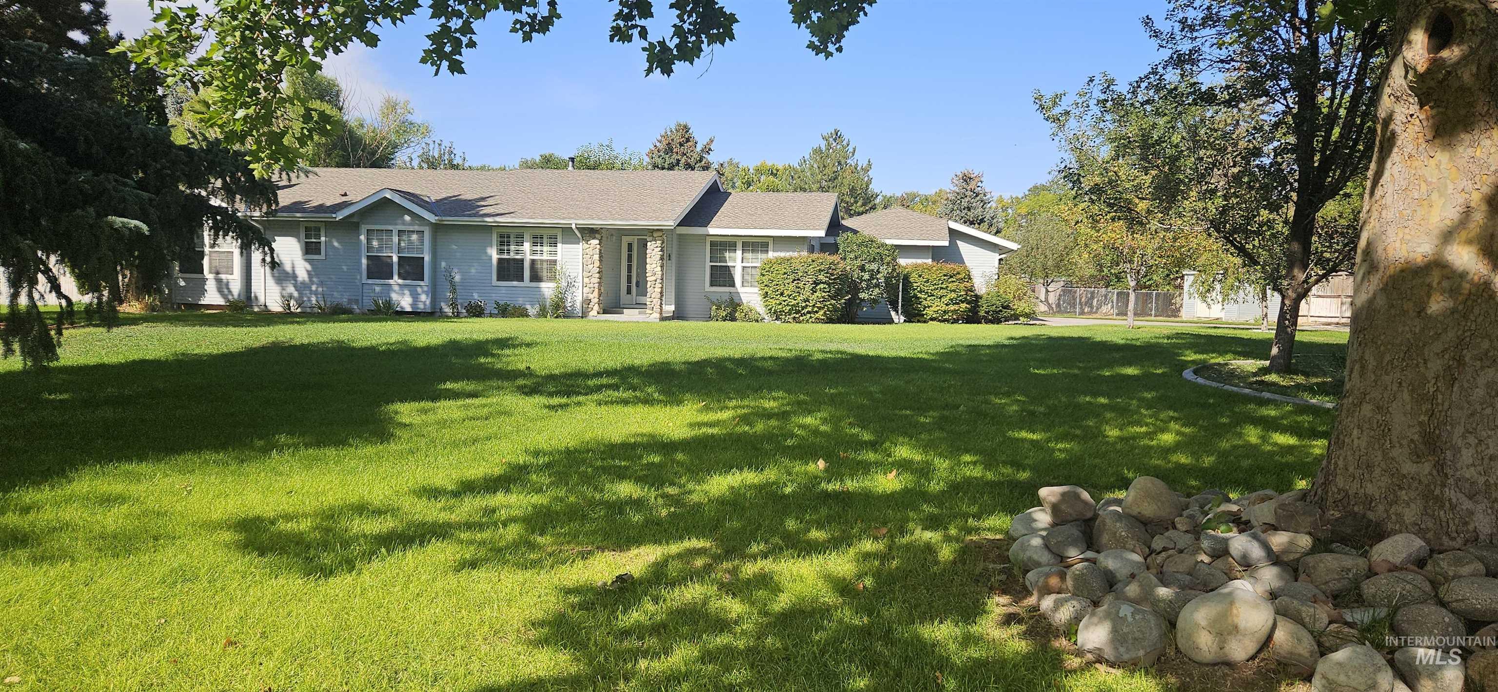 1741 Pomerelle Drive, Twin Falls, Idaho 83301, 3 Bedrooms, 2.5 Bathrooms, Residential For Sale, Price $630,000,MLS 98998890