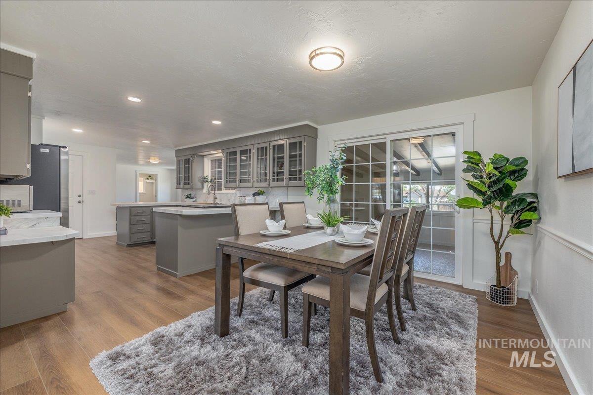 406 Lindenwood Dr, Nampa, Idaho 83686, 3 Bedrooms, 2 Bathrooms, Residential For Sale, Price $550,000,MLS 98998891