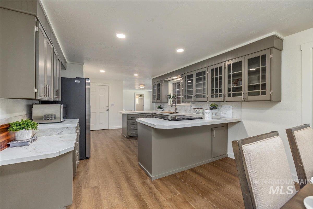 406 Lindenwood Dr, Nampa, Idaho 83686, 3 Bedrooms, 2 Bathrooms, Residential For Sale, Price $550,000,MLS 98998891