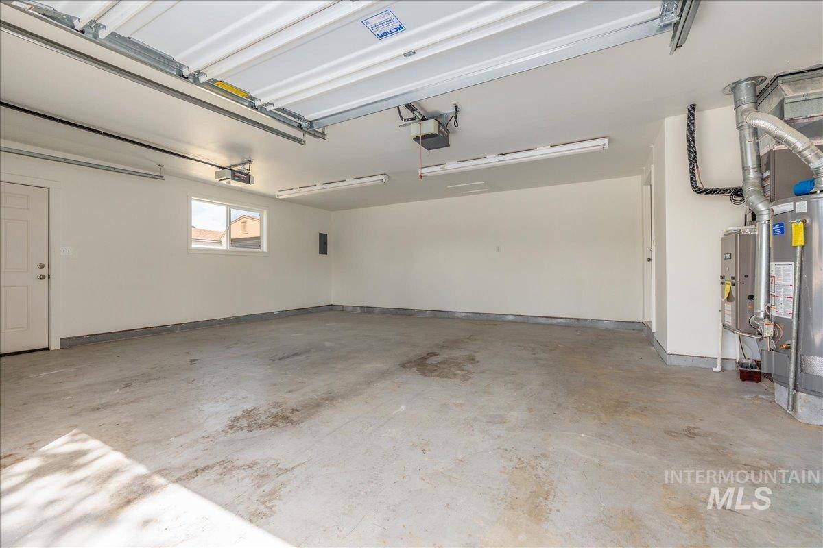 406 Lindenwood Dr, Nampa, Idaho 83686, 3 Bedrooms, 2 Bathrooms, Residential For Sale, Price $550,000,MLS 98998891