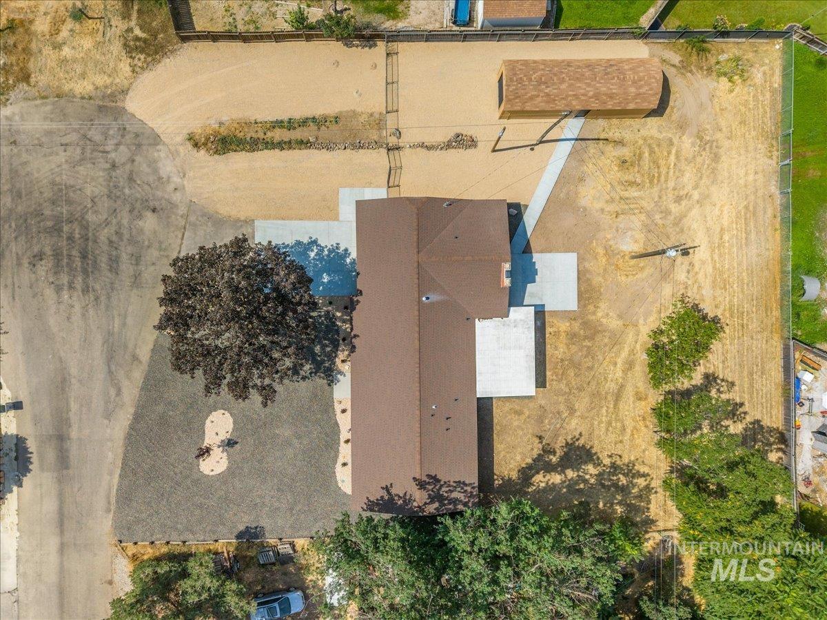 406 Lindenwood Dr, Nampa, Idaho 83686, 3 Bedrooms, 2 Bathrooms, Residential For Sale, Price $550,000,MLS 98998891
