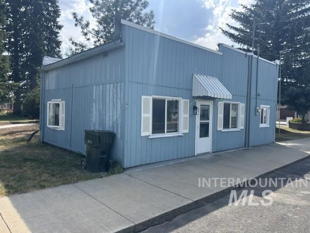 506 4th Ave, Nezperce, Idaho 83543, 1 Bedroom, 1 Bathroom, Residential For Sale, Price $160,000,MLS 98998892
