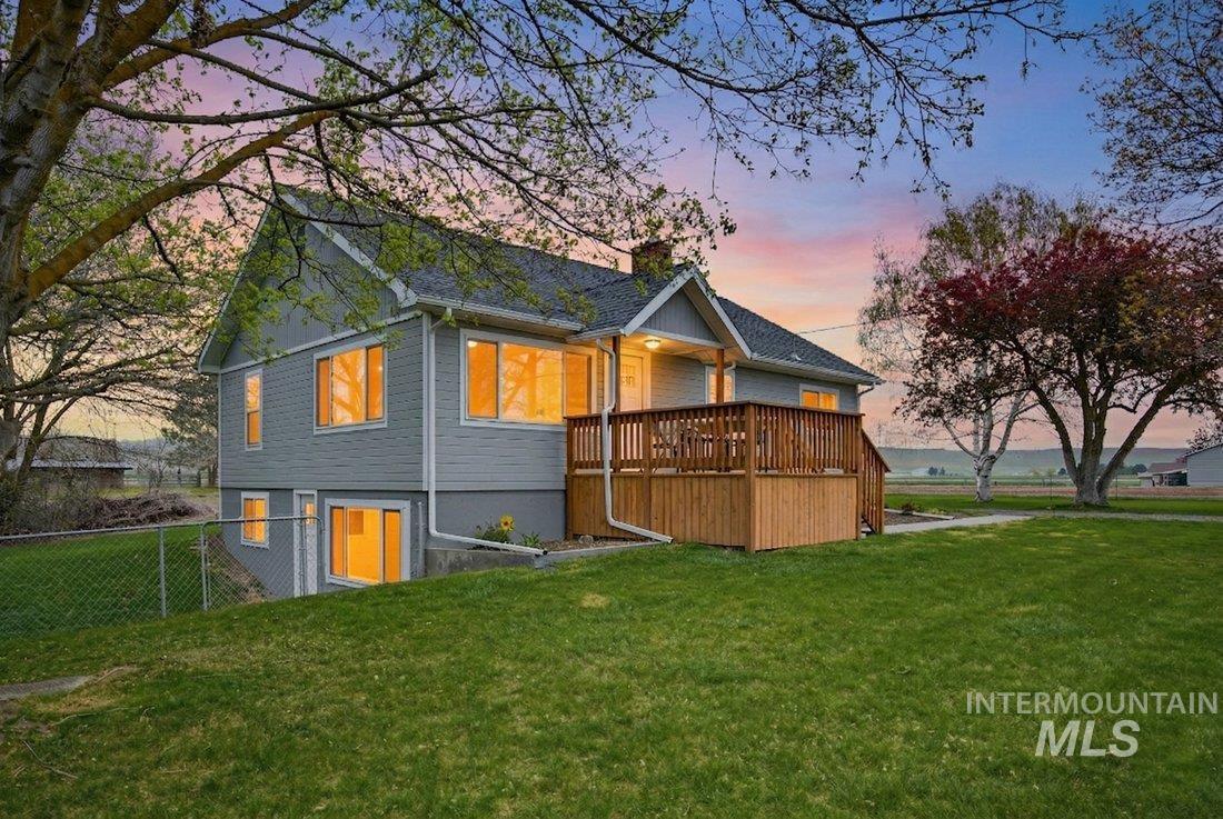 1112 Indianhead Rd, Weiser, Idaho 83672, 3 Bedrooms, 2 Bathrooms, Residential For Sale, Price $559,000,MLS 98998895