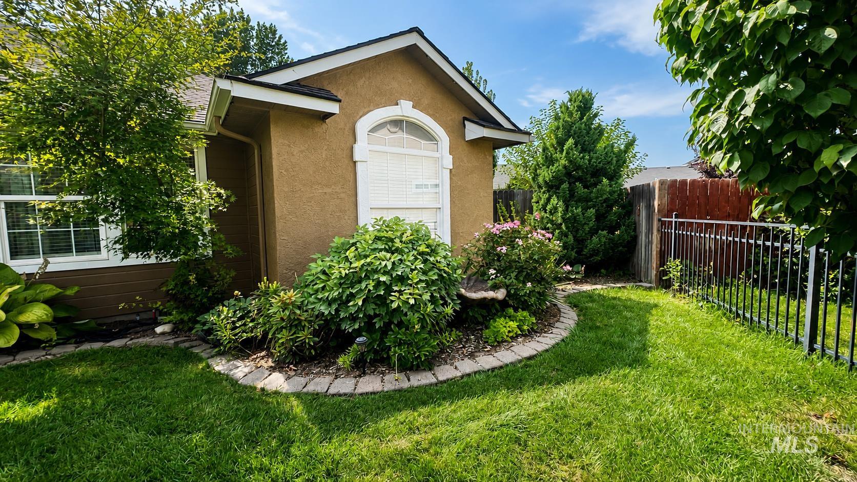 617 Cornwall, Fruitland, Idaho 83619, 4 Bedrooms, 2 Bathrooms, Residential For Sale, Price $465,000,MLS 98998896