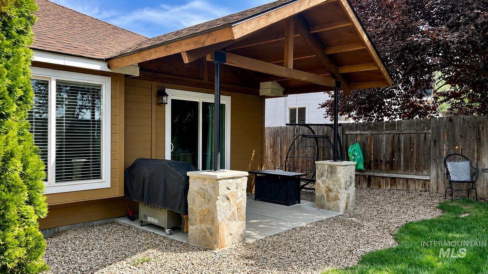 617 Cornwall, Fruitland, Idaho 83619, 4 Bedrooms, 2 Bathrooms, Residential For Sale, Price $465,000,MLS 98998896