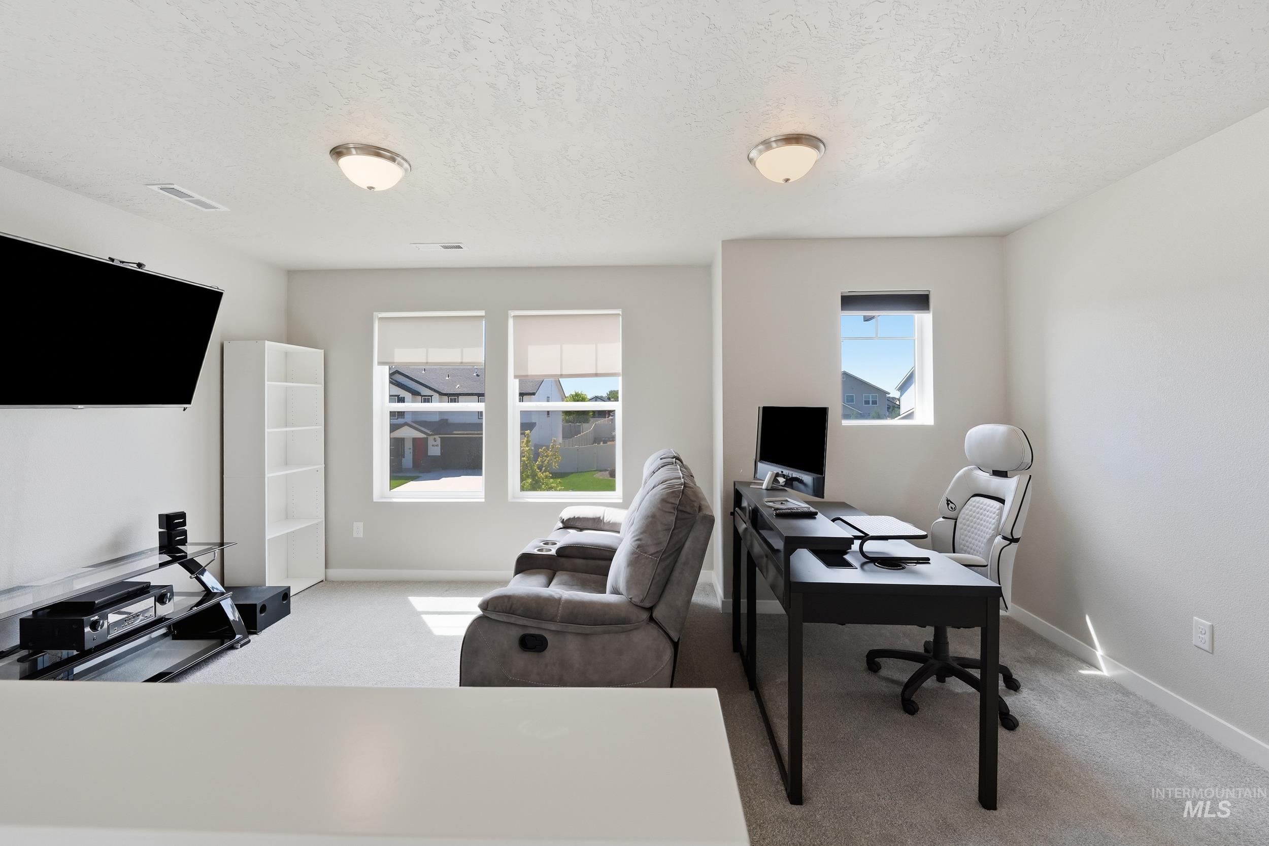 4026 E Hawk Ridge Dr, Nampa, Idaho 83686, 4 Bedrooms, 2.5 Bathrooms, Residential For Sale, Price $525,000,MLS 98998897