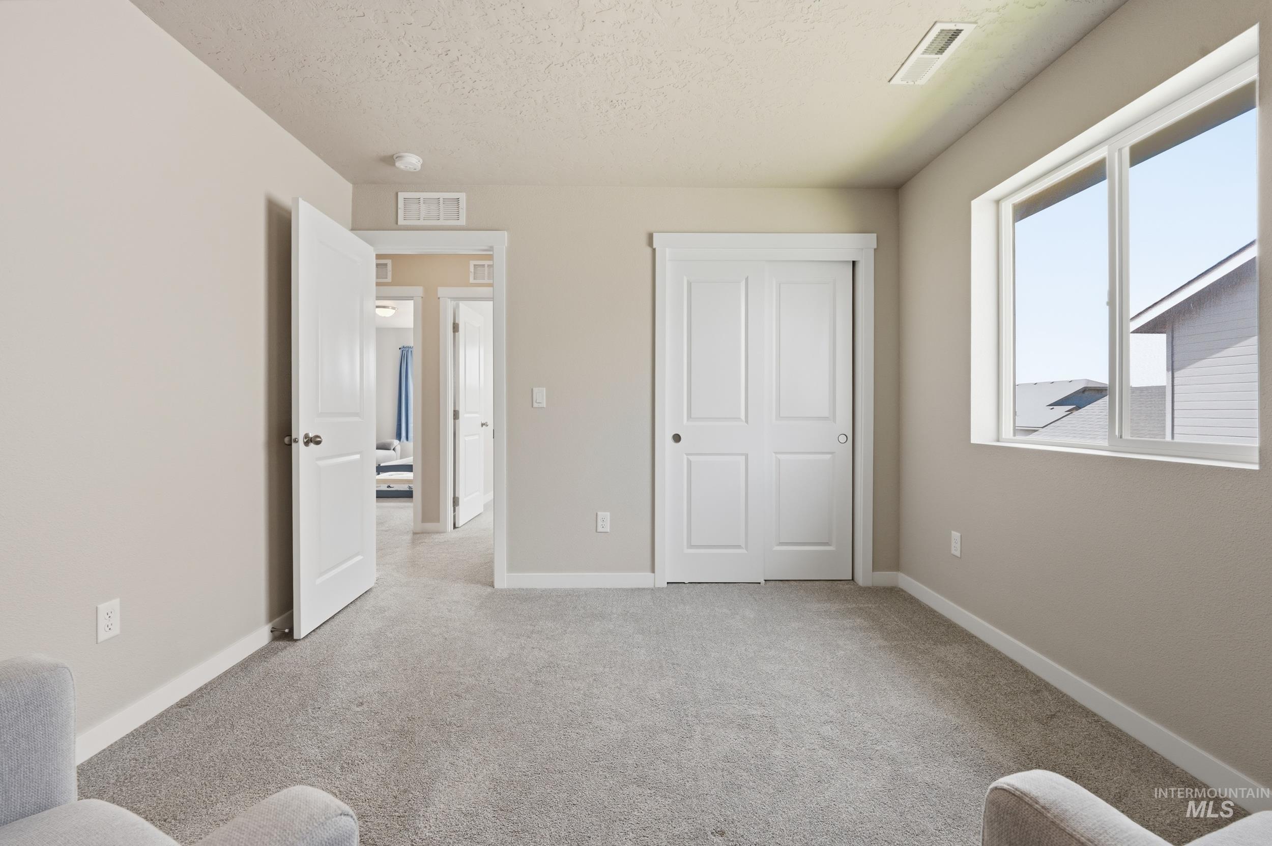 4026 E Hawk Ridge Dr, Nampa, Idaho 83686, 4 Bedrooms, 2.5 Bathrooms, Residential For Sale, Price $525,000,MLS 98998897