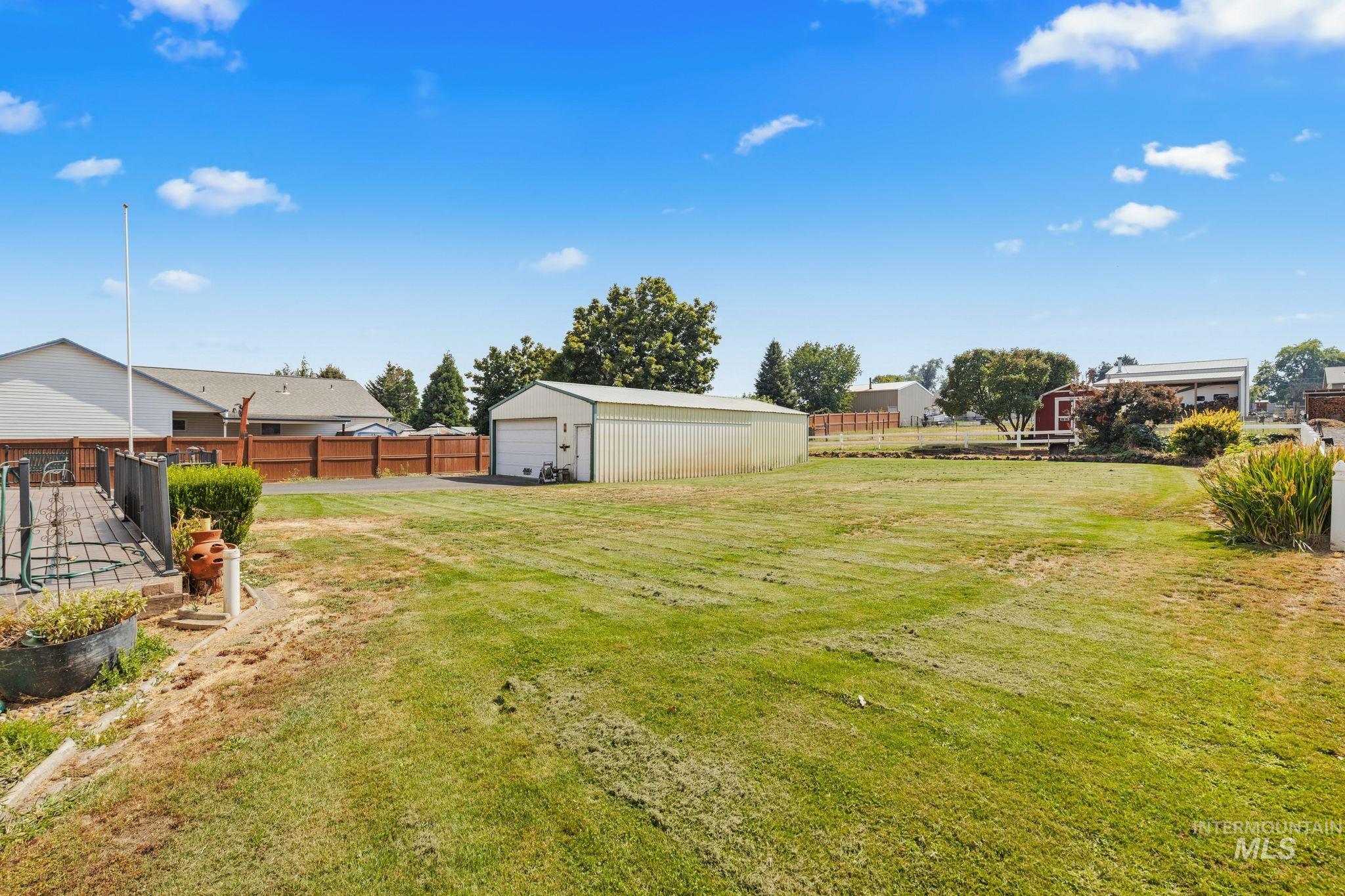2028 Grelle Ave, Lewiston, Idaho 83501, 3 Bedrooms, 2 Bathrooms, Residential For Sale, Price $535,000,MLS 98998898