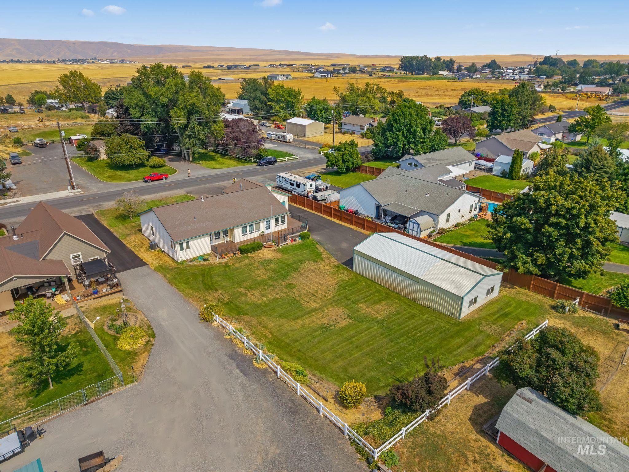 2028 Grelle Ave, Lewiston, Idaho 83501, 3 Bedrooms, 2 Bathrooms, Residential For Sale, Price $535,000,MLS 98998898