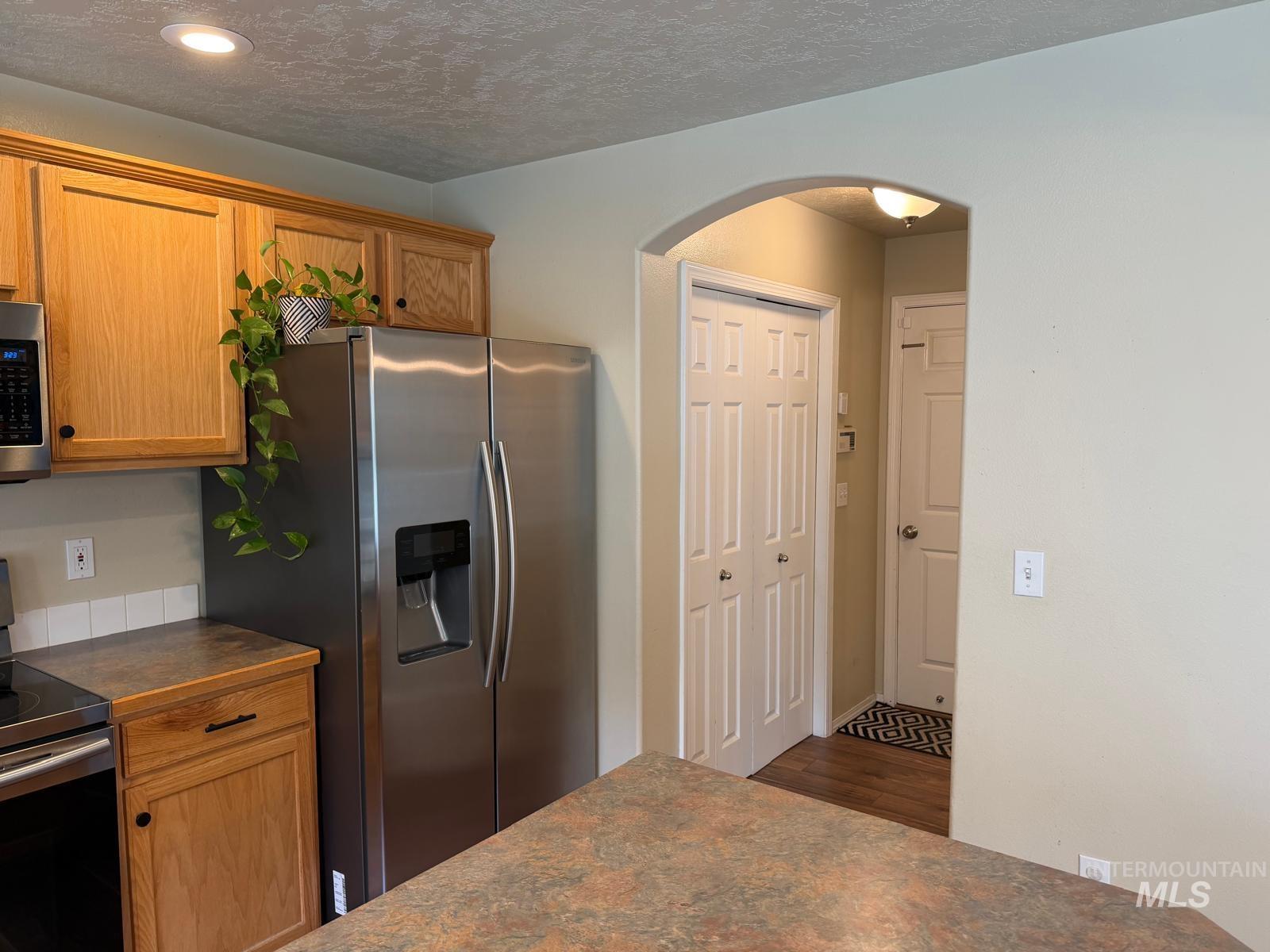 12105 W Kings Canyon St, Boise, Idaho 83709, 4 Bedrooms, 2.5 Bathrooms, Residential For Sale, Price $575,000,MLS 98998900