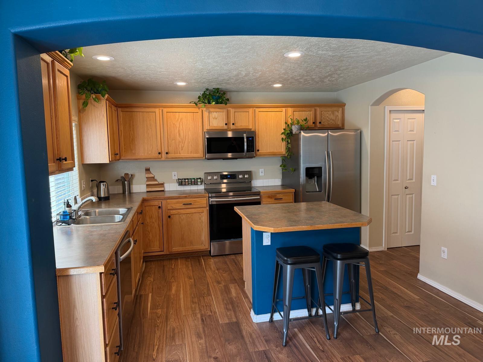 12105 W Kings Canyon St, Boise, Idaho 83709, 4 Bedrooms, 2.5 Bathrooms, Residential For Sale, Price $575,000,MLS 98998900