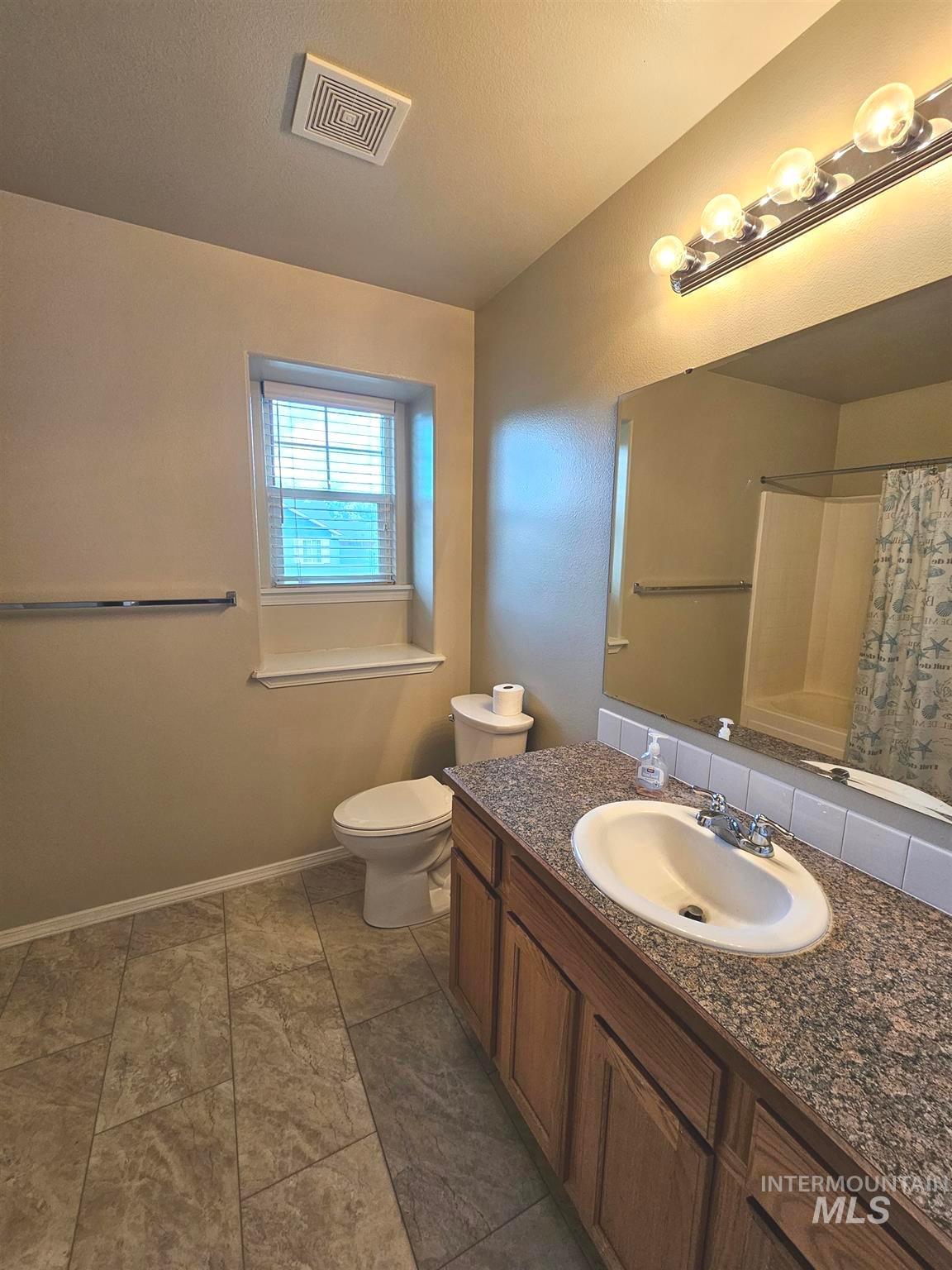 12105 W Kings Canyon St, Boise, Idaho 83709, 4 Bedrooms, 2.5 Bathrooms, Residential For Sale, Price $575,000, 98998900
