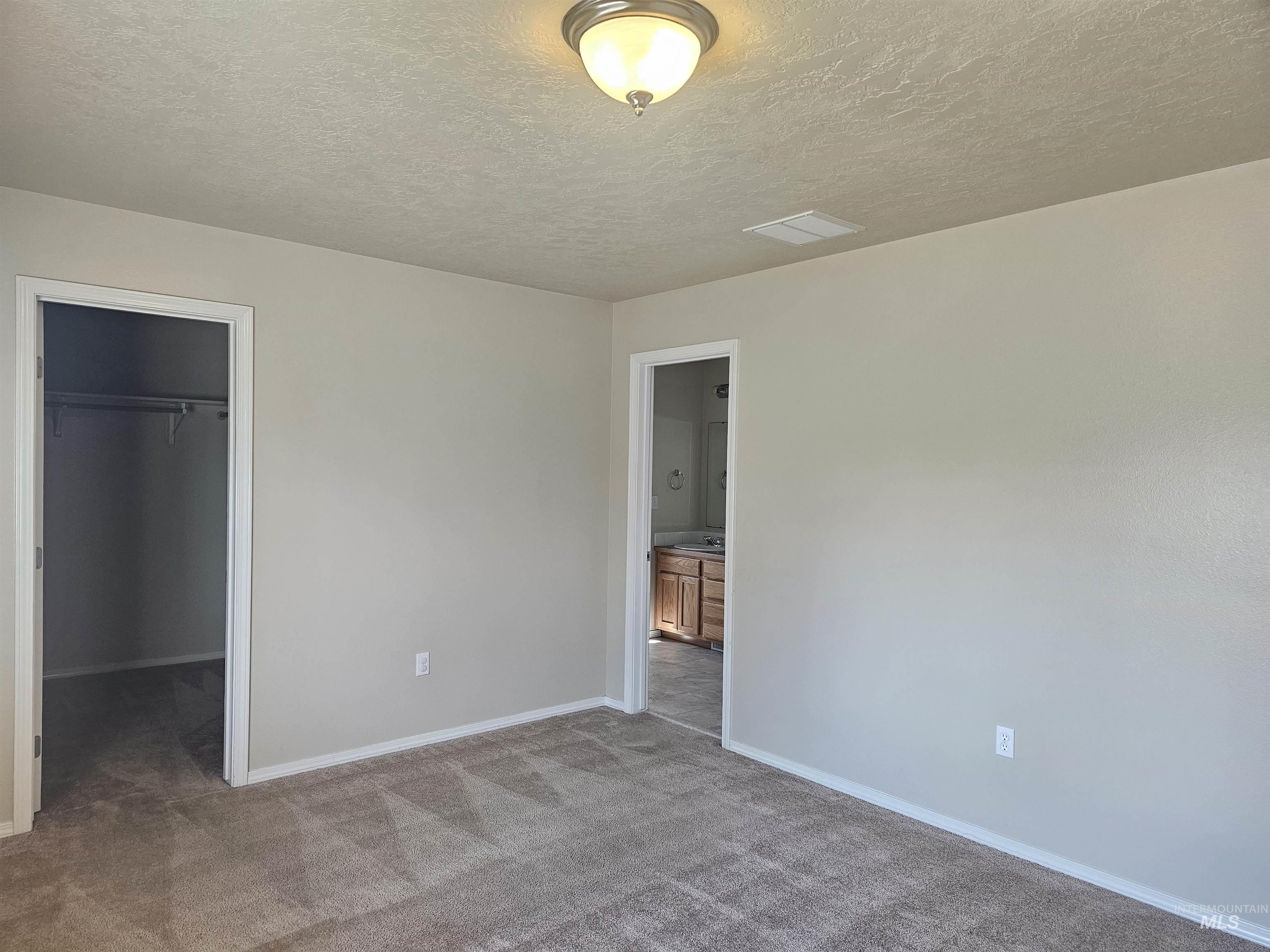 12105 W Kings Canyon St, Boise, Idaho 83709, 4 Bedrooms, 2.5 Bathrooms, Residential For Sale, Price $575,000,MLS 98998900