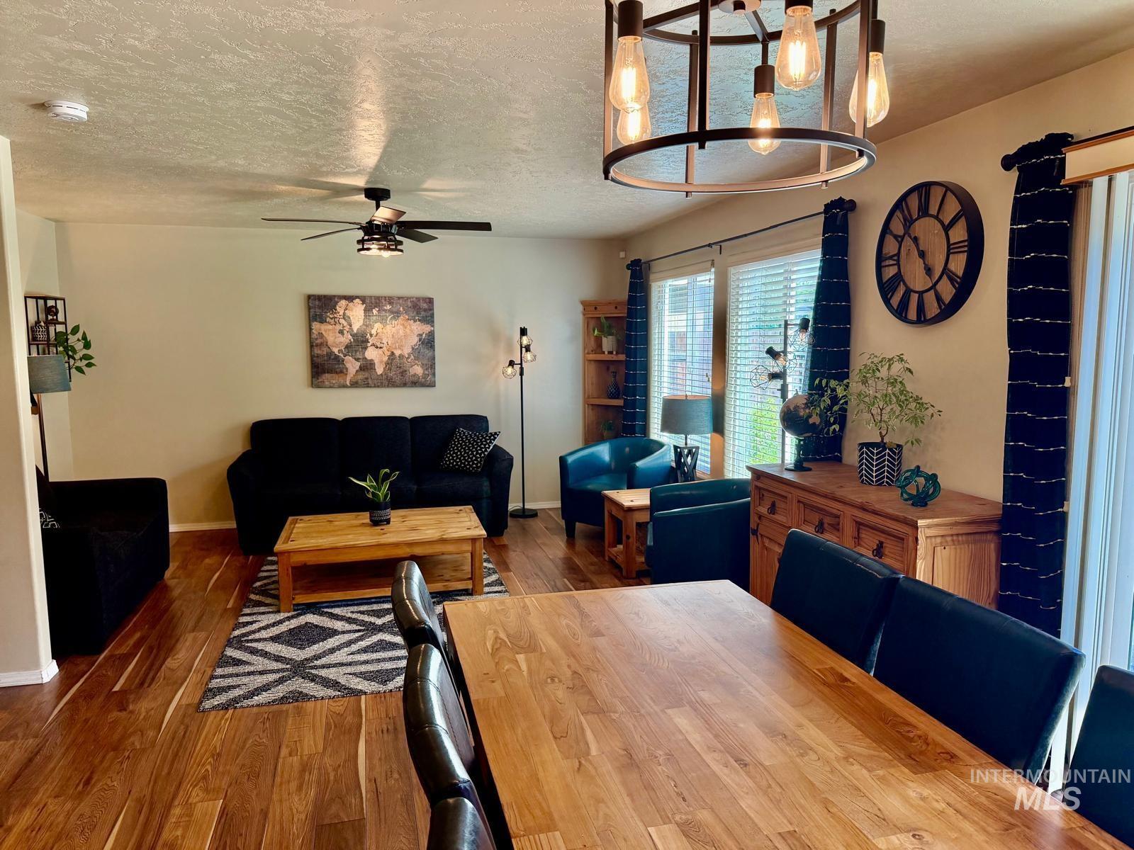 12105 W Kings Canyon St, Boise, Idaho 83709, 4 Bedrooms, 2.5 Bathrooms, Residential For Sale, Price $575,000,MLS 98998900