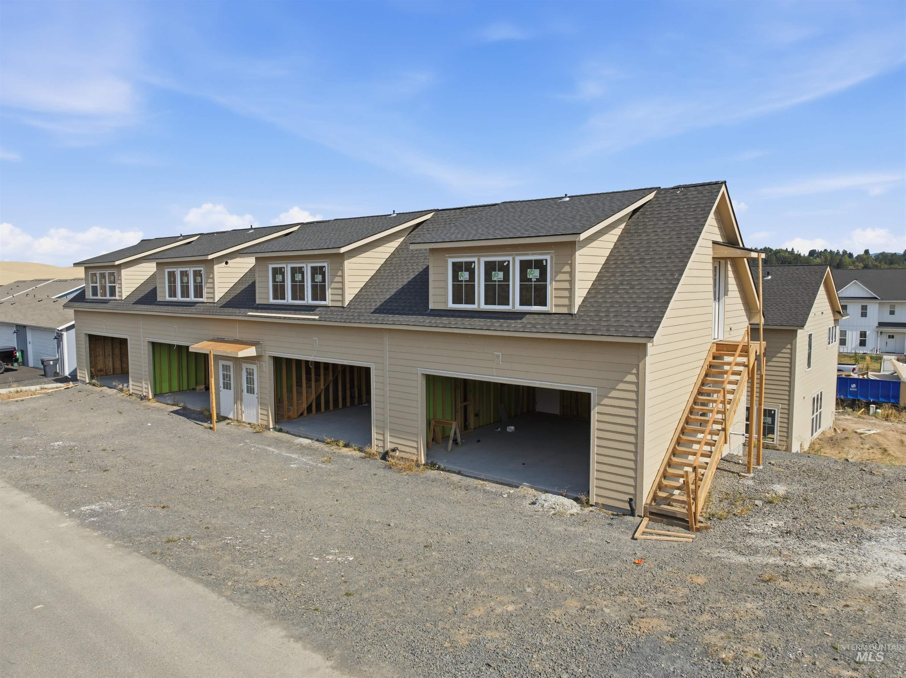 1161 Edington Ave, Moscow, Idaho 83843, 3 Bedrooms, 3 Bathrooms, Residential For Sale, Price $515,000,MLS 98998902