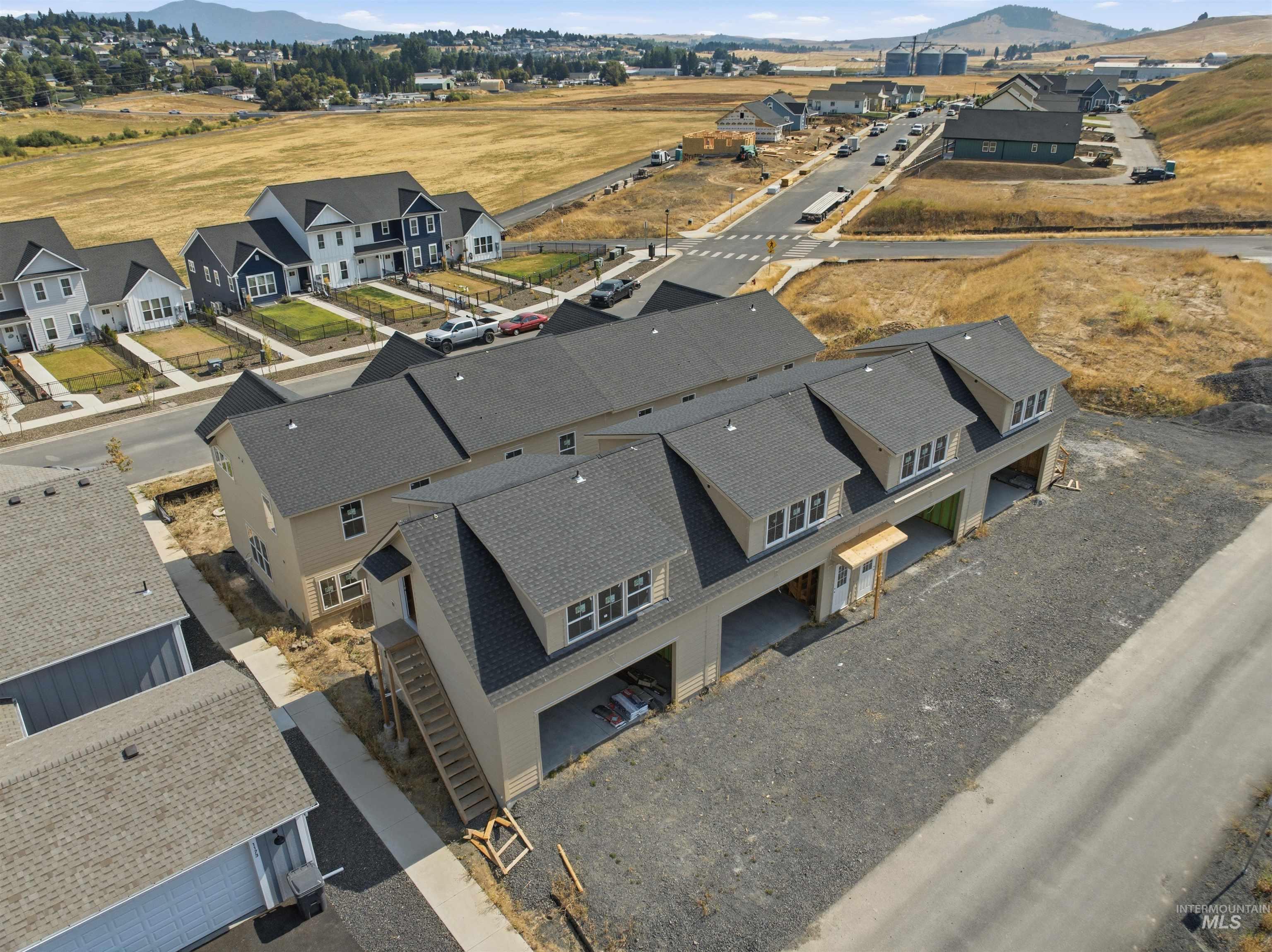 1161 Edington Ave, Moscow, Idaho 83843, 3 Bedrooms, 3 Bathrooms, Residential For Sale, Price $515,000,MLS 98998902