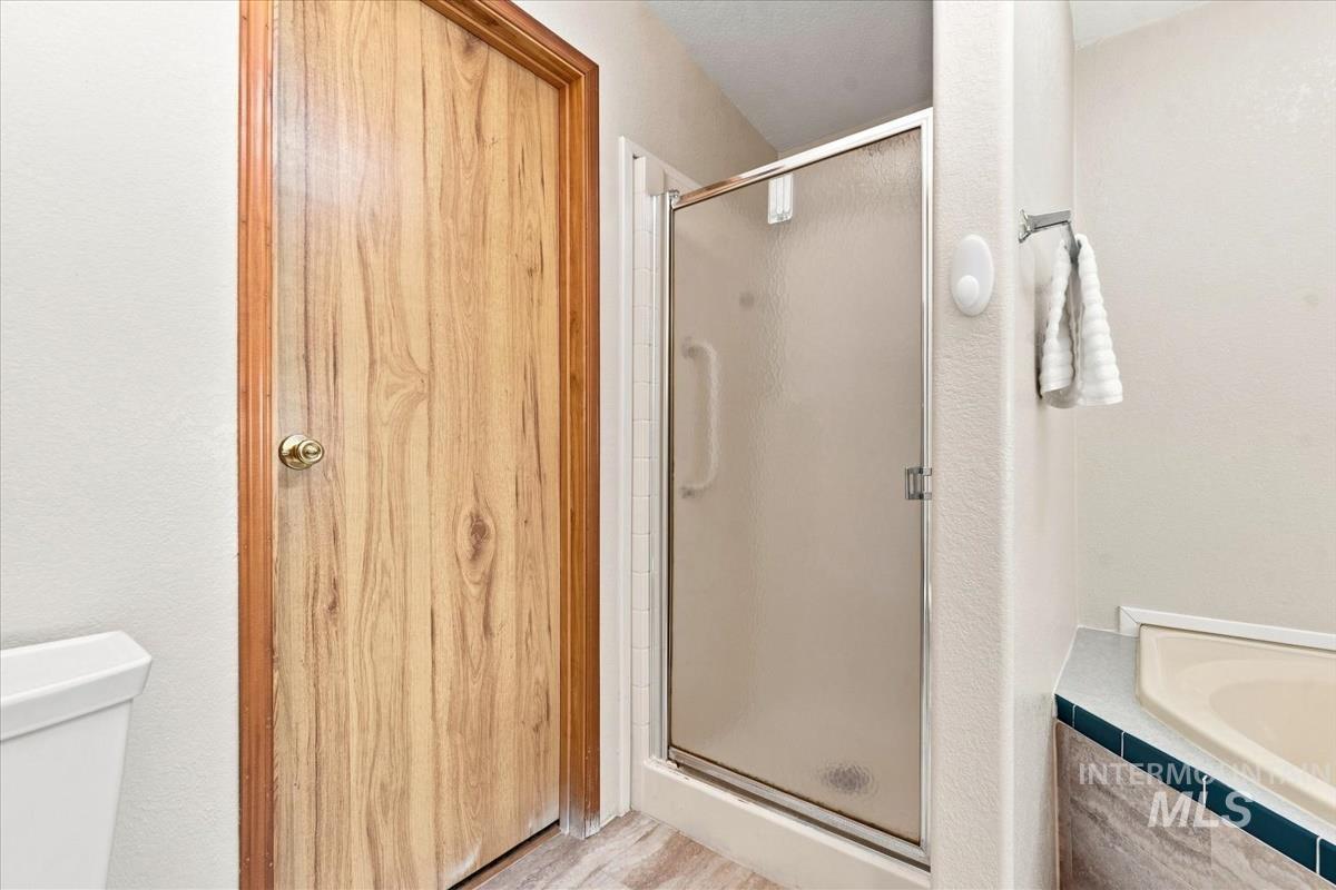175 N 12th E, Mountain Home, Idaho 83647, 3 Bedrooms, 2 Bathrooms, Residential For Sale, Price $290,000,MLS 98998905
