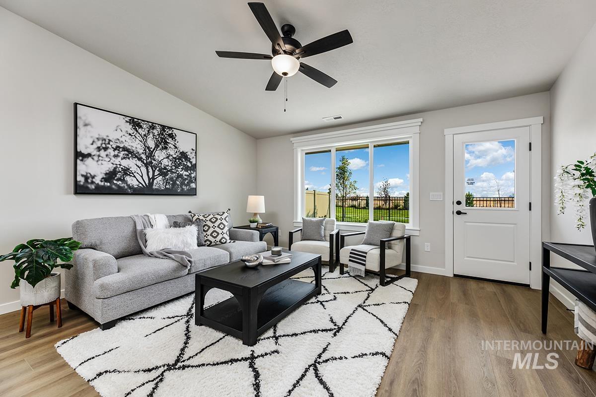 7122 S Gamely Ave, Meridian, Idaho 83642, 3 Bedrooms, 2 Bathrooms, Residential For Sale, Price $489,000,MLS 98998906