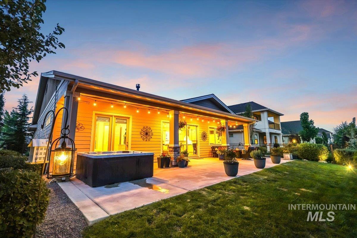 7811 W Corinthia St, Eagle, Idaho 83616, 3 Bedrooms, 2.5 Bathrooms, Residential For Sale, Price $769,000,MLS 98998907