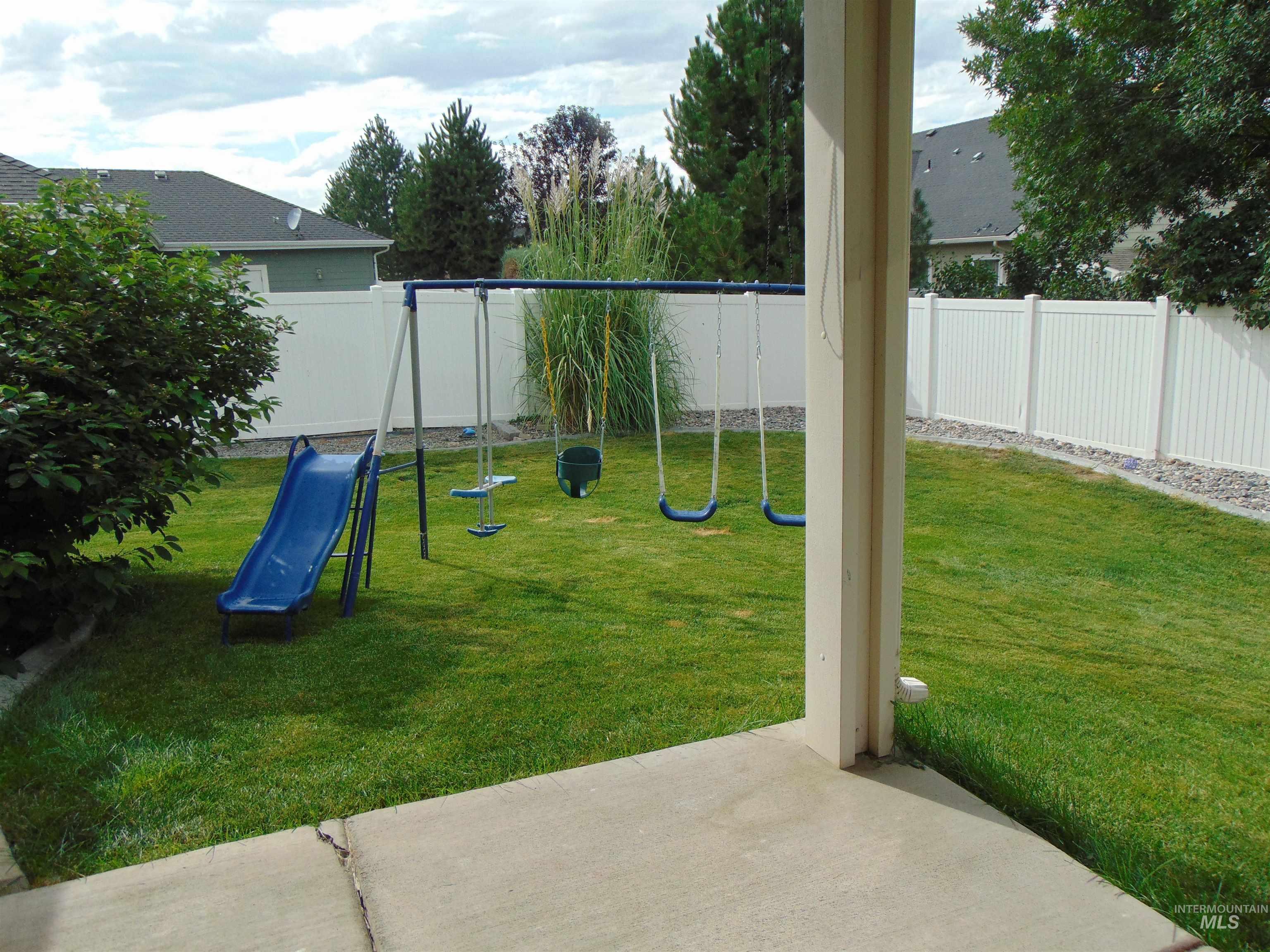 2707 Driftwood Dr., Payette, Idaho 83661, 3 Bedrooms, 2 Bathrooms, Residential For Sale, Price $436,500,MLS 98998908
