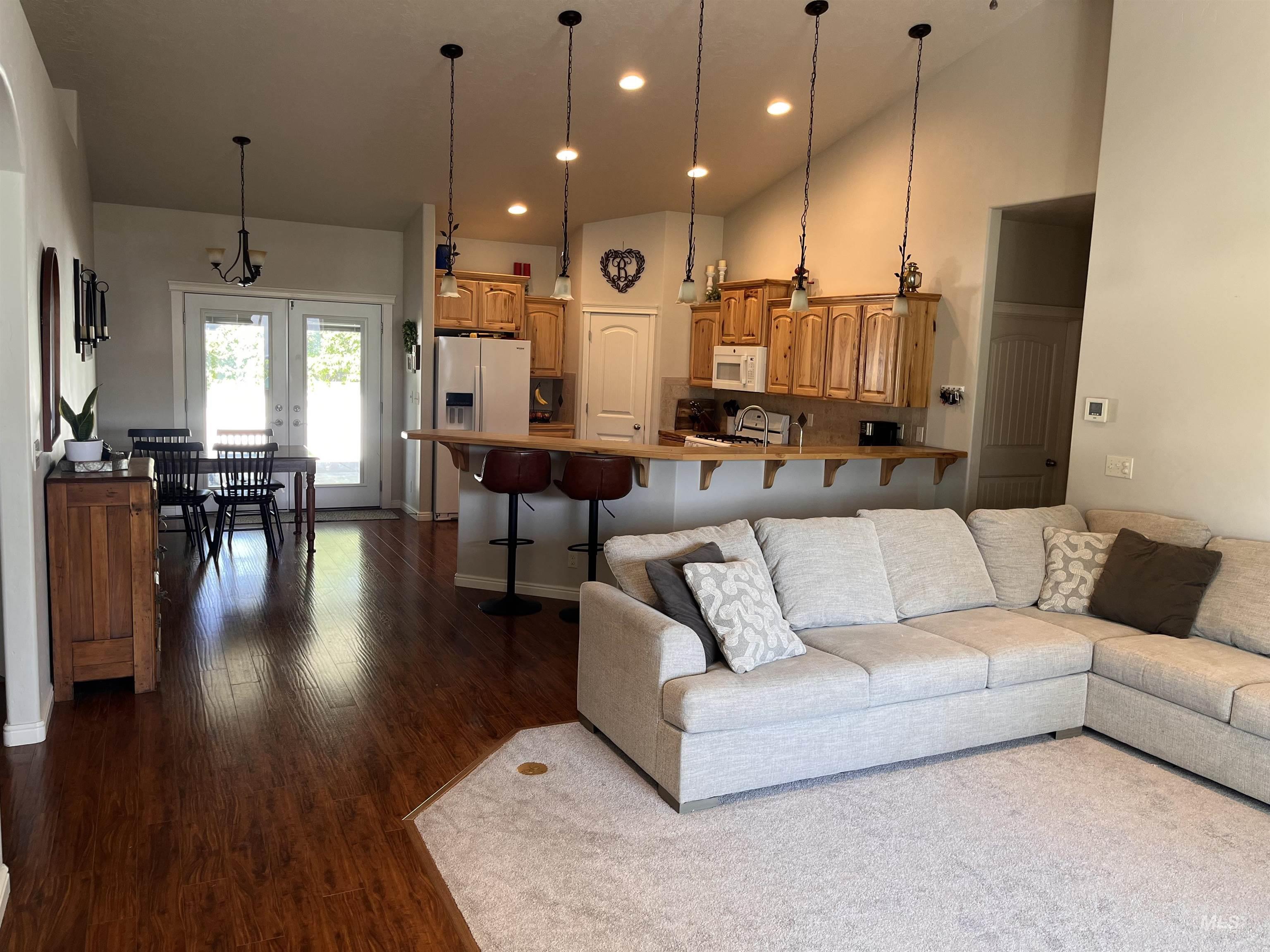 2707 Driftwood Dr., Payette, Idaho 83661, 3 Bedrooms, 2 Bathrooms, Residential For Sale, Price $429,500,MLS 98998908