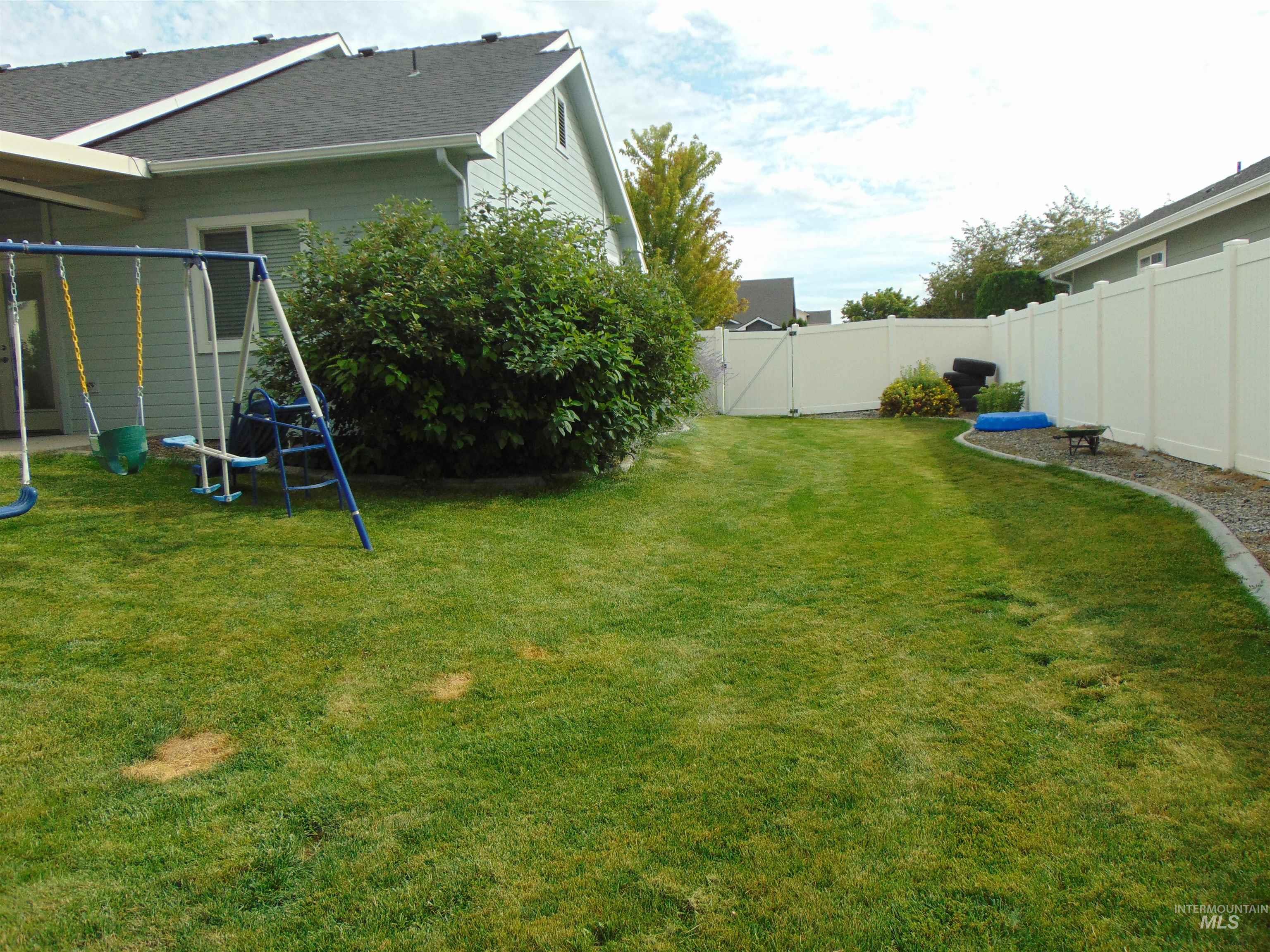 2707 Driftwood Dr., Payette, Idaho 83661, 3 Bedrooms, 2 Bathrooms, Residential For Sale, Price $436,500,MLS 98998908
