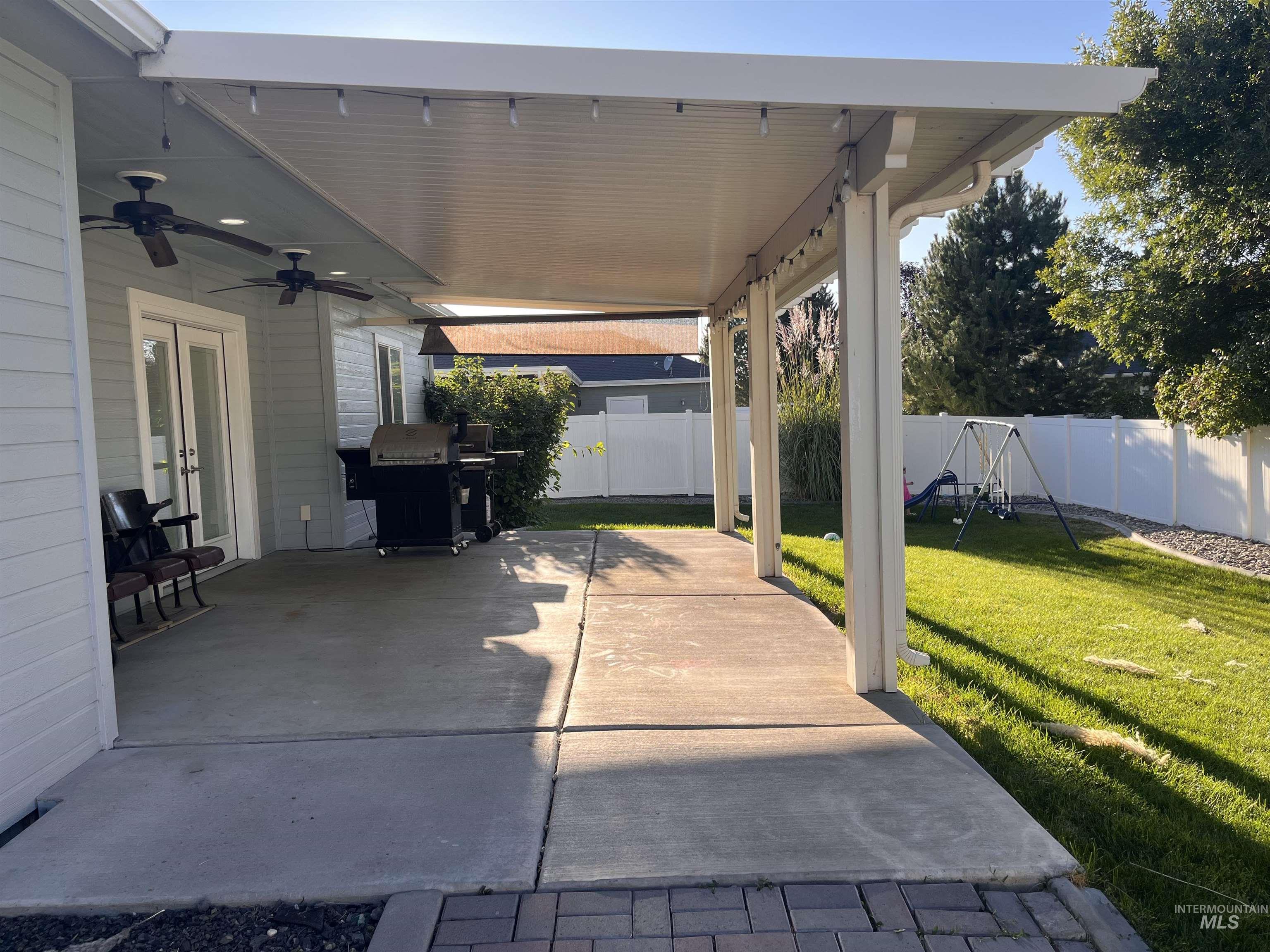 2707 Driftwood Dr., Payette, Idaho 83661, 3 Bedrooms, 2 Bathrooms, Residential For Sale, Price $429,500,MLS 98998908