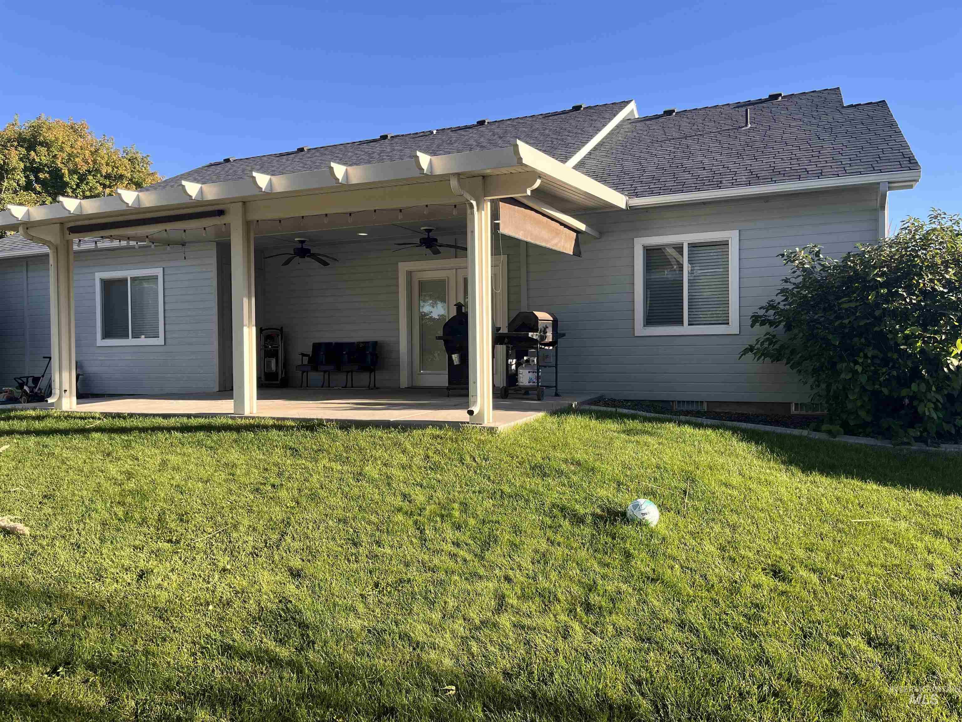 2707 Driftwood Dr., Payette, Idaho 83661, 3 Bedrooms, 2 Bathrooms, Residential For Sale, Price $429,500,MLS 98998908