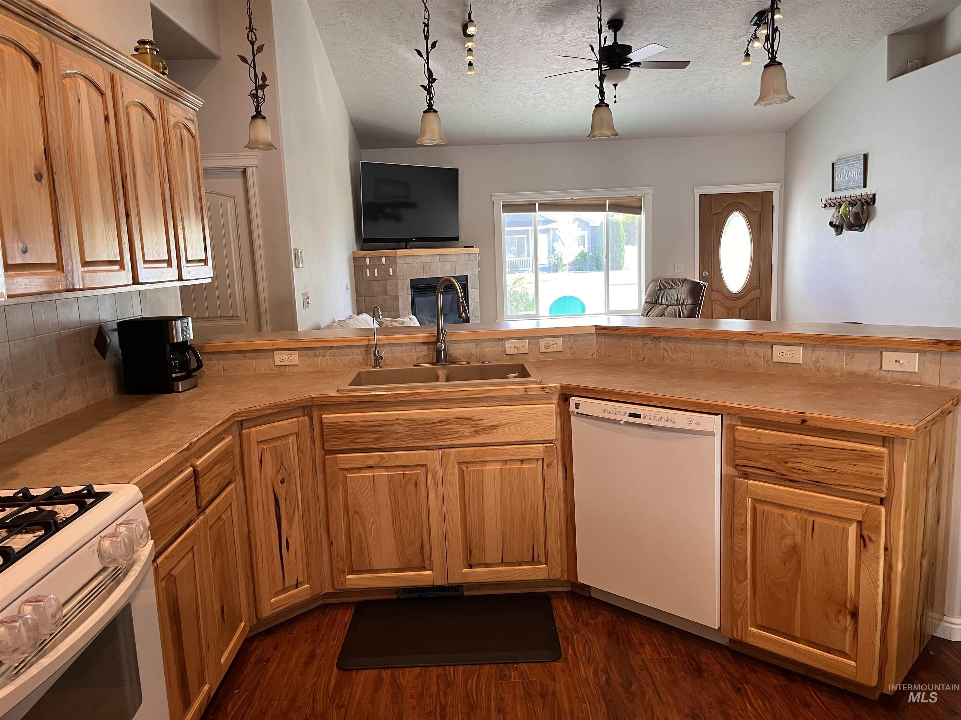 2707 Driftwood Dr., Payette, Idaho 83661, 3 Bedrooms, 2 Bathrooms, Residential For Sale, Price $429,500,MLS 98998908
