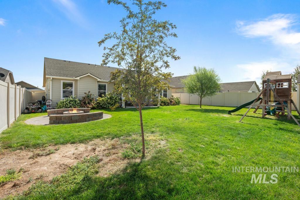 2308 W Coneflower St., Nampa, Idaho 83686, 4 Bedrooms, 2 Bathrooms, Residential For Sale, Price $485,000,MLS 98998909