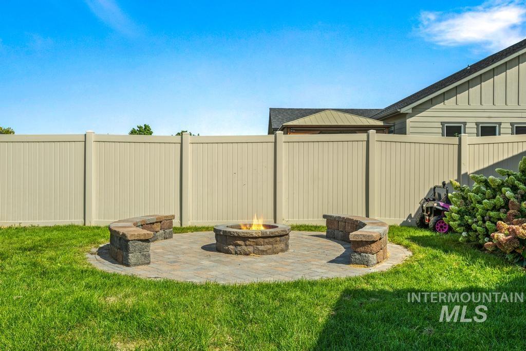 2308 W Coneflower St., Nampa, Idaho 83686, 4 Bedrooms, 2 Bathrooms, Residential For Sale, Price $485,000,MLS 98998909