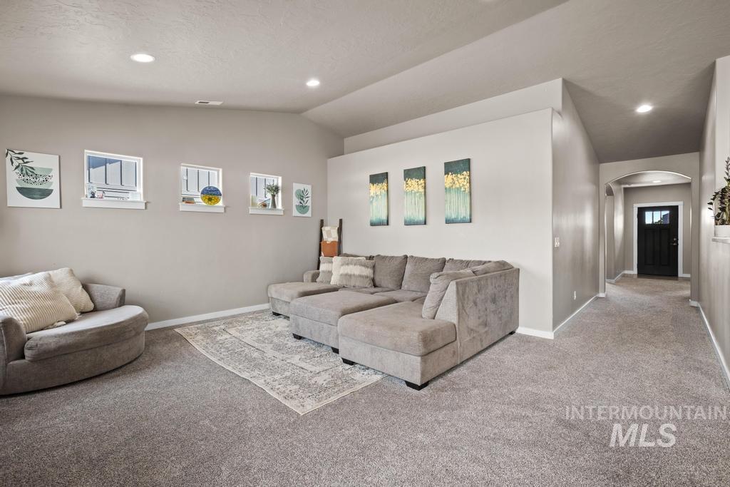 2308 W Coneflower St., Nampa, Idaho 83686, 4 Bedrooms, 2 Bathrooms, Residential For Sale, Price $485,000,MLS 98998909