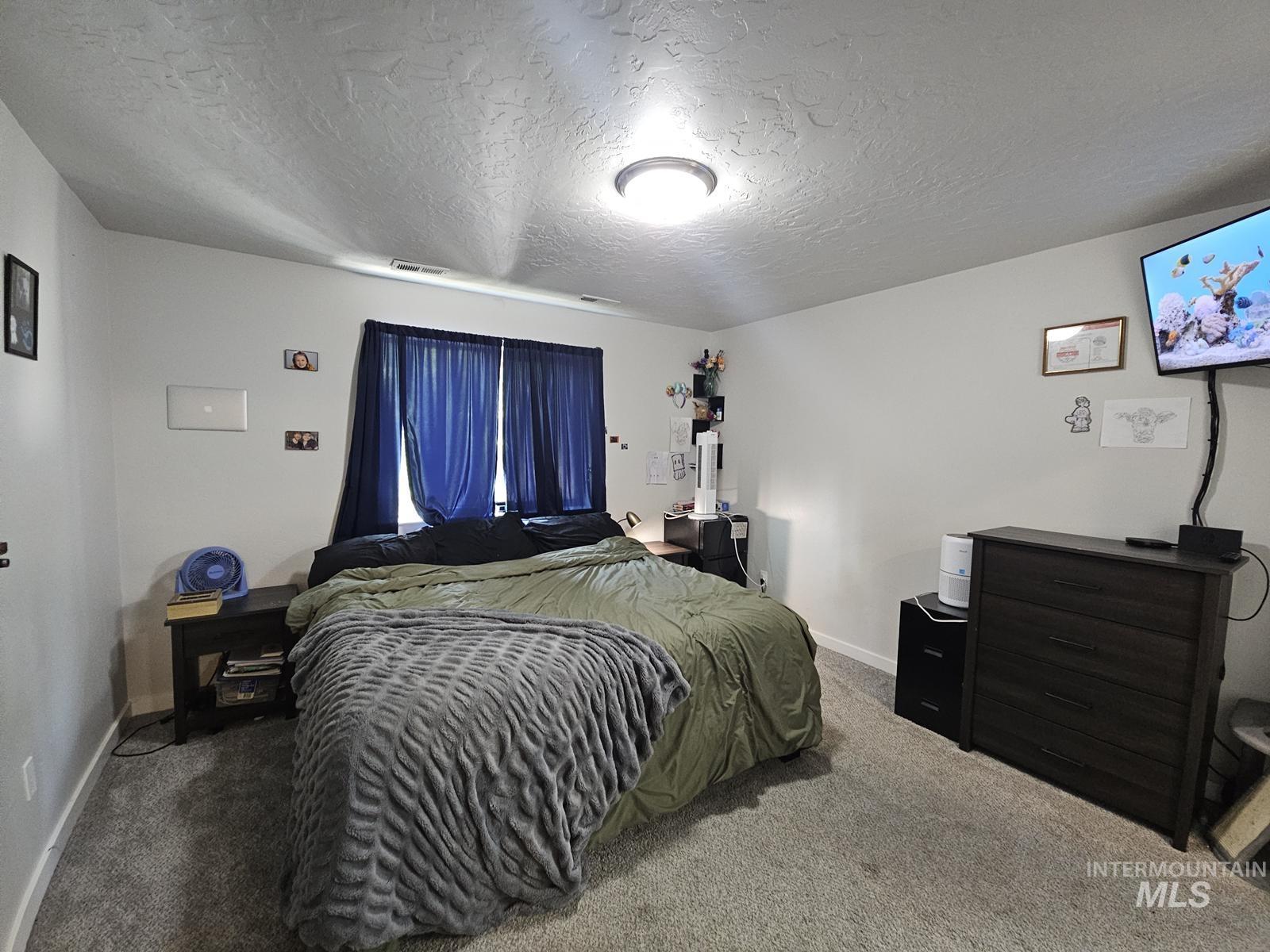 116 NE 3rd Street, Fruitland, Idaho 83619, 3 Bedrooms, 2.5 Bathrooms, Residential For Sale, Price $325,000,MLS 98998910