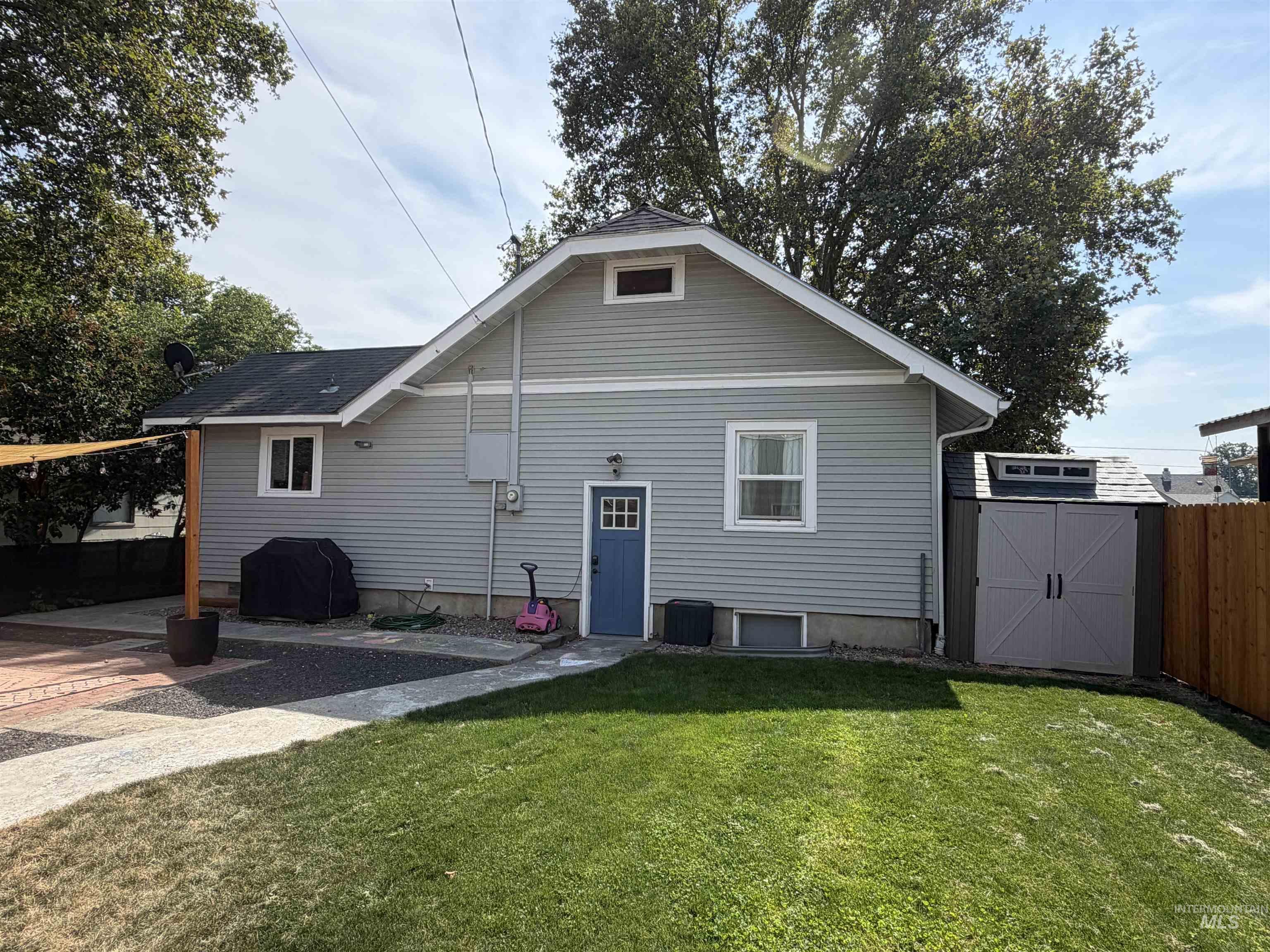 1419 10th Ave., Lewiston, Idaho 83501, 5 Bedrooms, 1.5 Bathrooms, Residential For Sale, Price $419,900,MLS 98998911