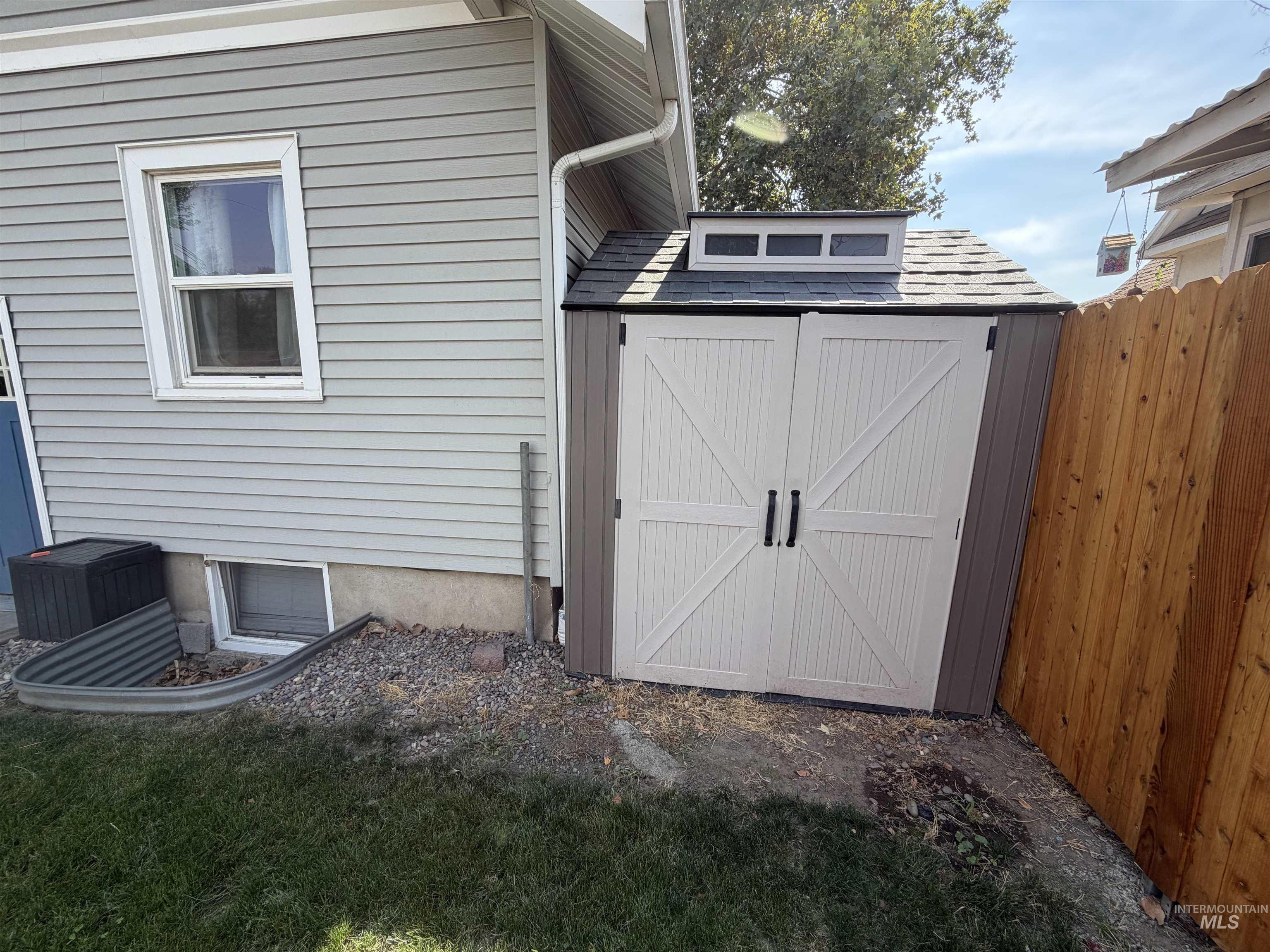 1419 10th Ave., Lewiston, Idaho 83501, 5 Bedrooms, 1.5 Bathrooms, Residential For Sale, Price $419,900,MLS 98998911