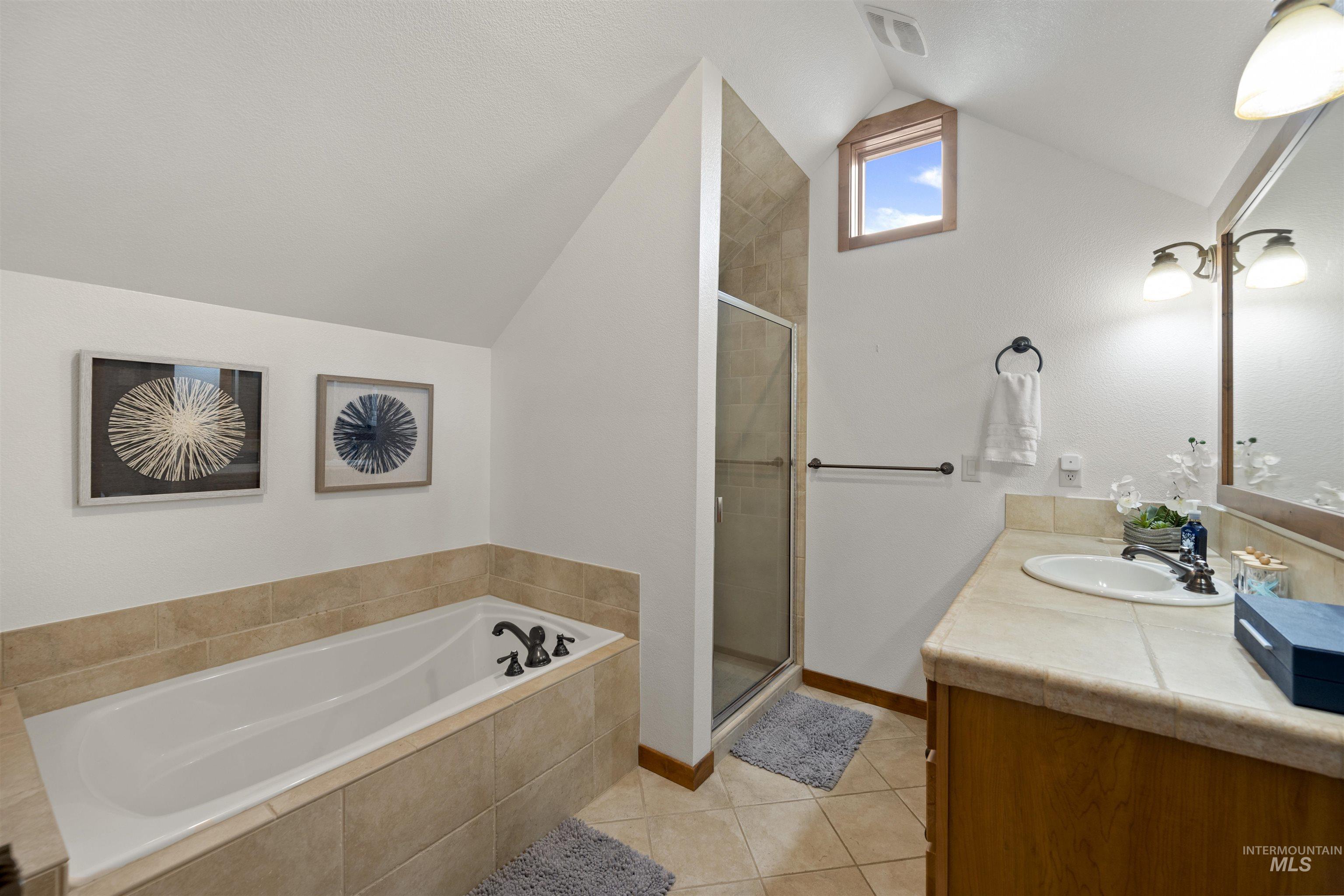 55 Golden Bar Court, Donnelly, Idaho 83615, 3 Bedrooms, 3 Bathrooms, Residential For Sale, Price $1,350,000,MLS 98998914