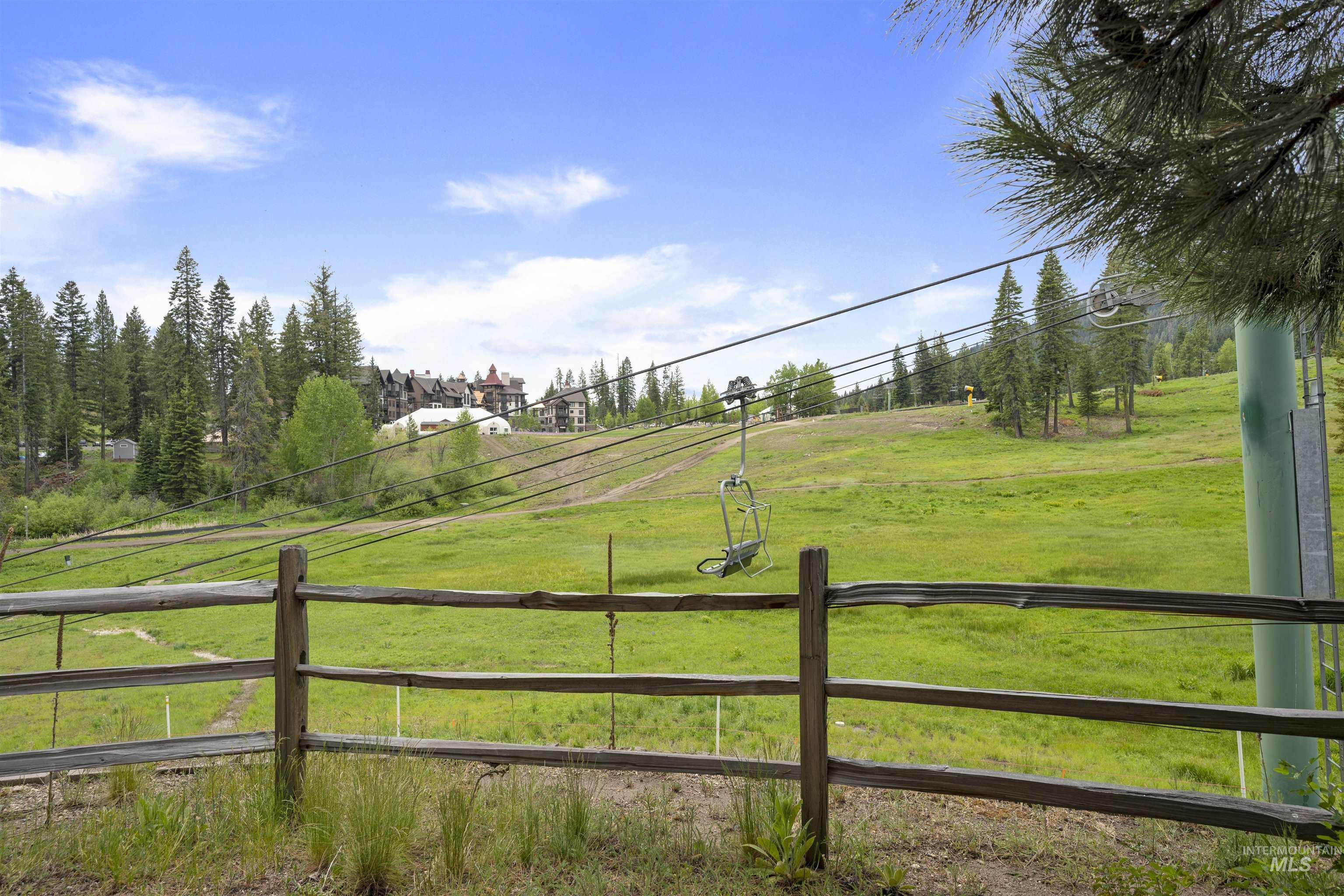 55 Golden Bar Court, Donnelly, Idaho 83615, 3 Bedrooms, 3 Bathrooms, Residential For Sale, Price $1,350,000,MLS 98998914
