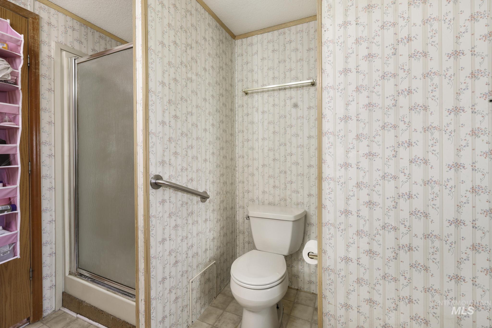 192 W Caswell, Twin Falls, Idaho 83301, 2 Bedrooms, 2 Bathrooms, Residential For Sale, Price $225,000,MLS 98998915