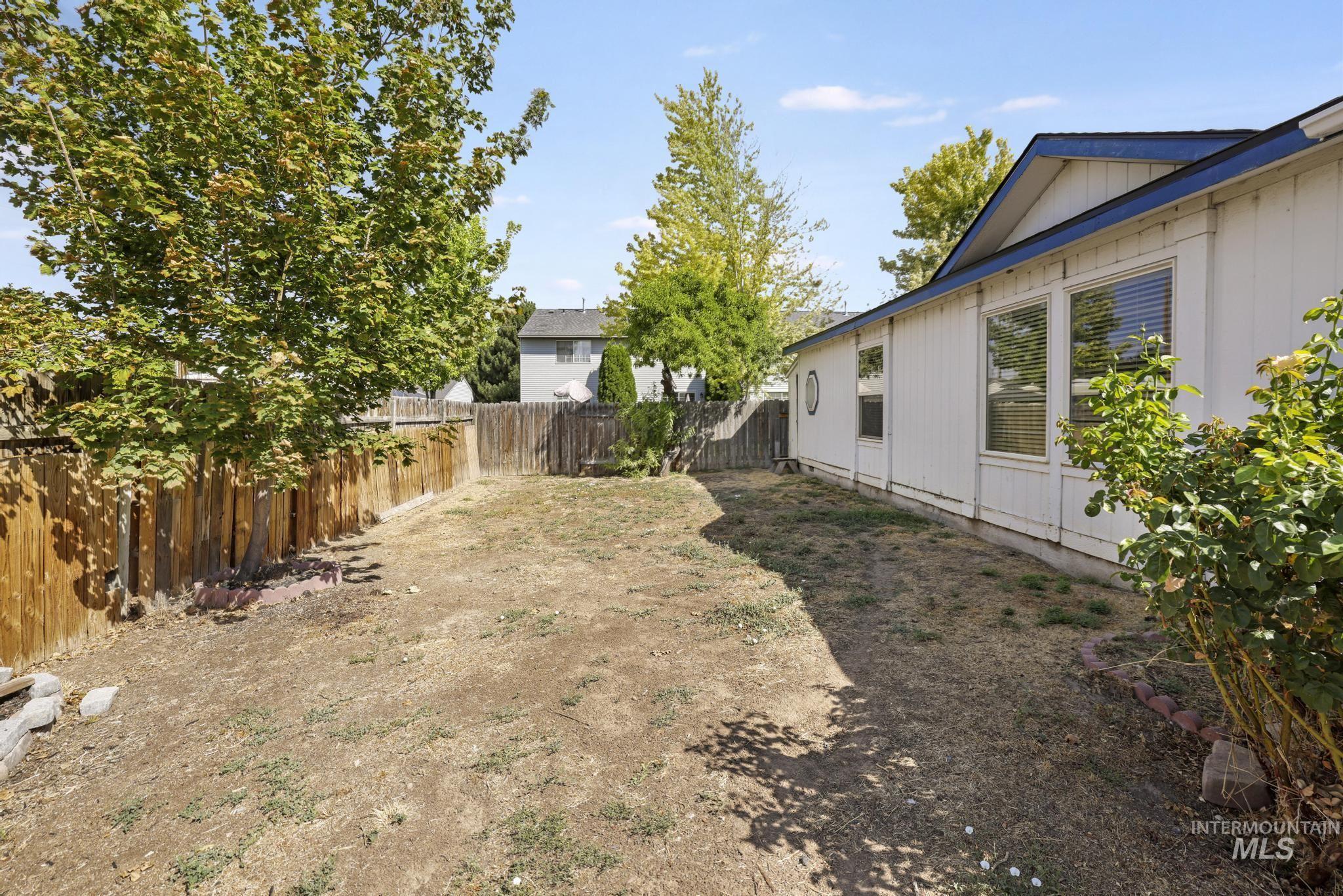 192 W Caswell, Twin Falls, Idaho 83301, 2 Bedrooms, 2 Bathrooms, Residential For Sale, Price $225,000,MLS 98998915