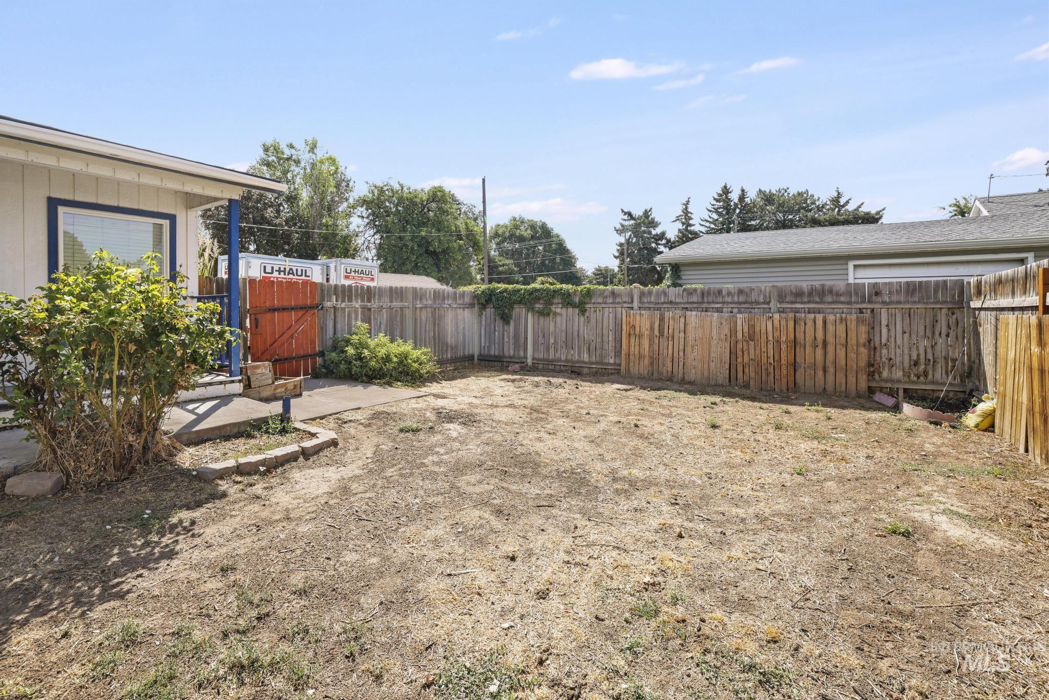 192 W Caswell, Twin Falls, Idaho 83301, 2 Bedrooms, 2 Bathrooms, Residential For Sale, Price $225,000,MLS 98998915