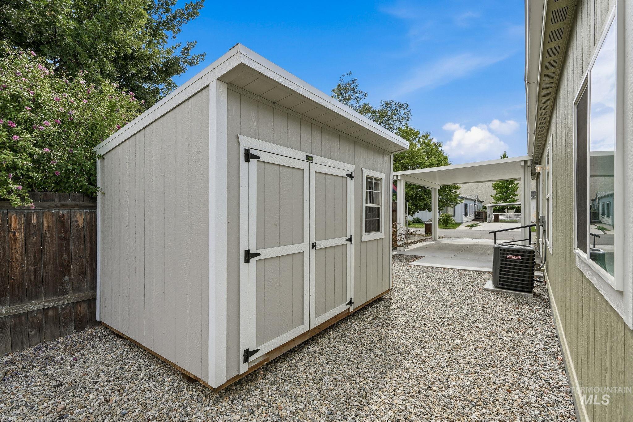 716 Liberty Ln, Emmett, Idaho 83617, 3 Bedrooms, 2 Bathrooms, Residential For Sale, Price $183,900,MLS 98998916