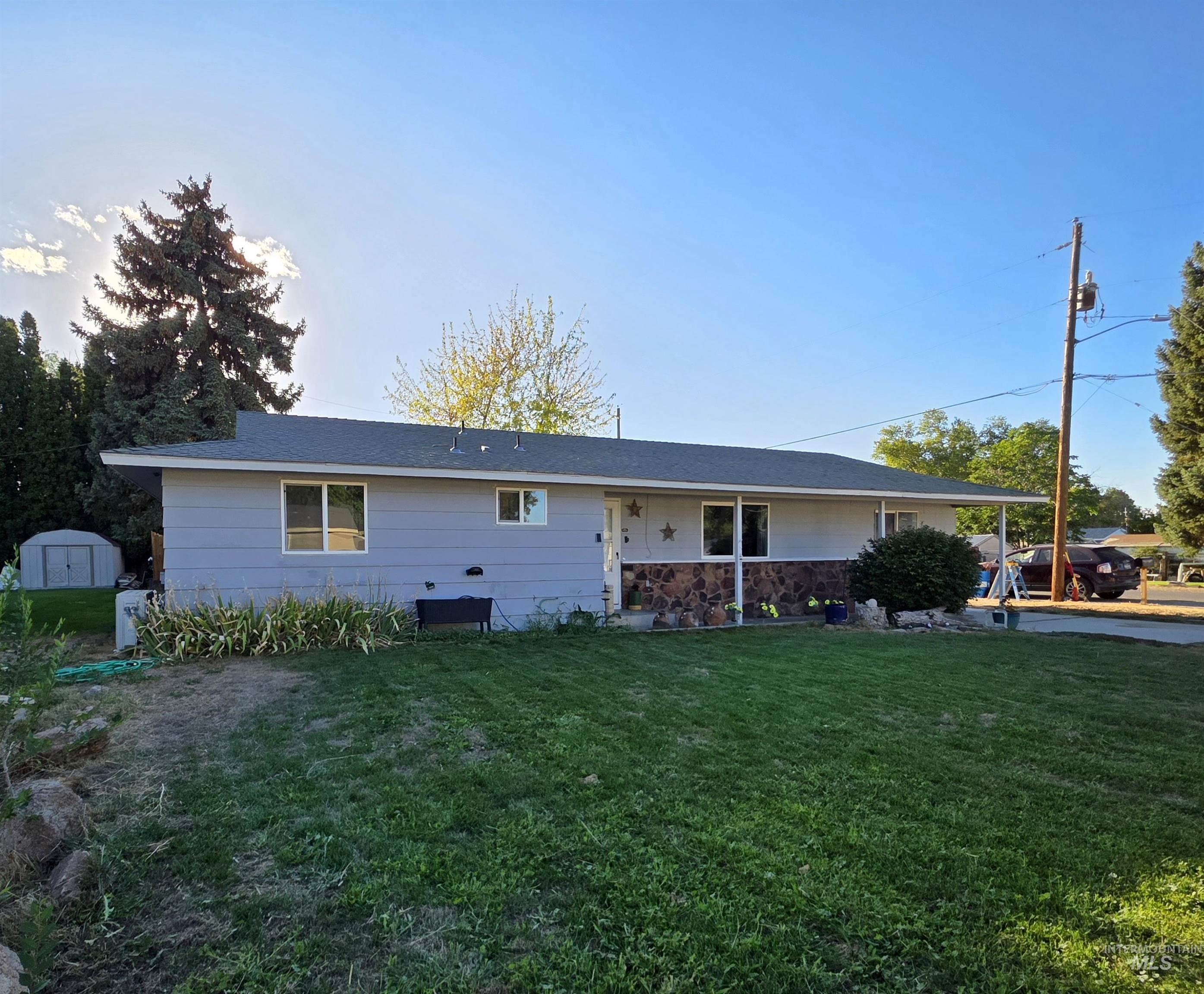203 1st Ave W, Marsing, Idaho 83639, 4 Bedrooms, 2 Bathrooms, Residential For Sale, Price $329,900,MLS 98998920