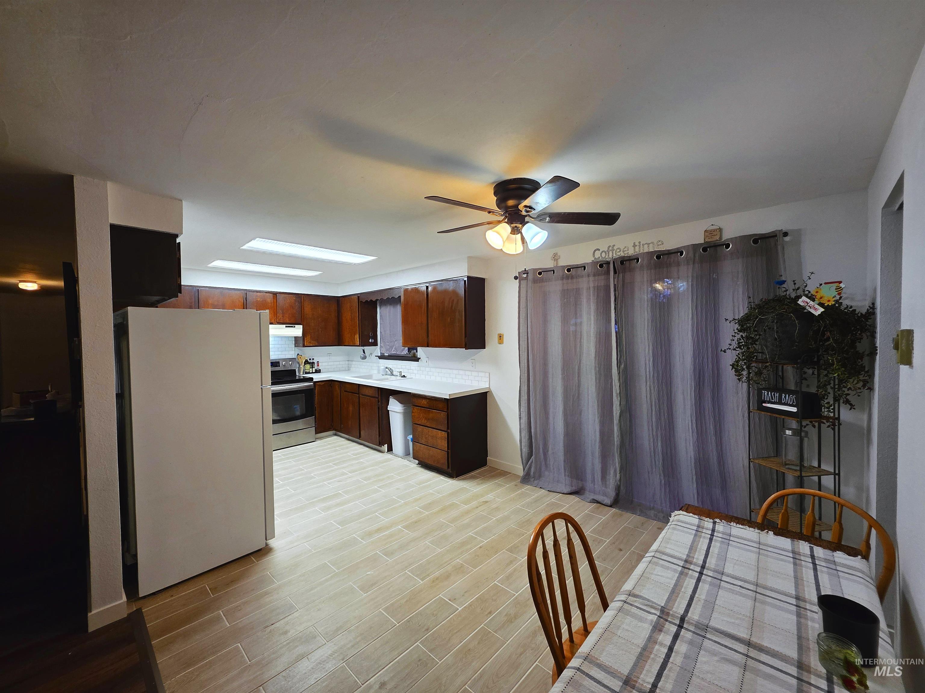 203 1st Ave W, Marsing, Idaho 83639, 4 Bedrooms, 2 Bathrooms, Residential For Sale, Price $329,900,MLS 98998920