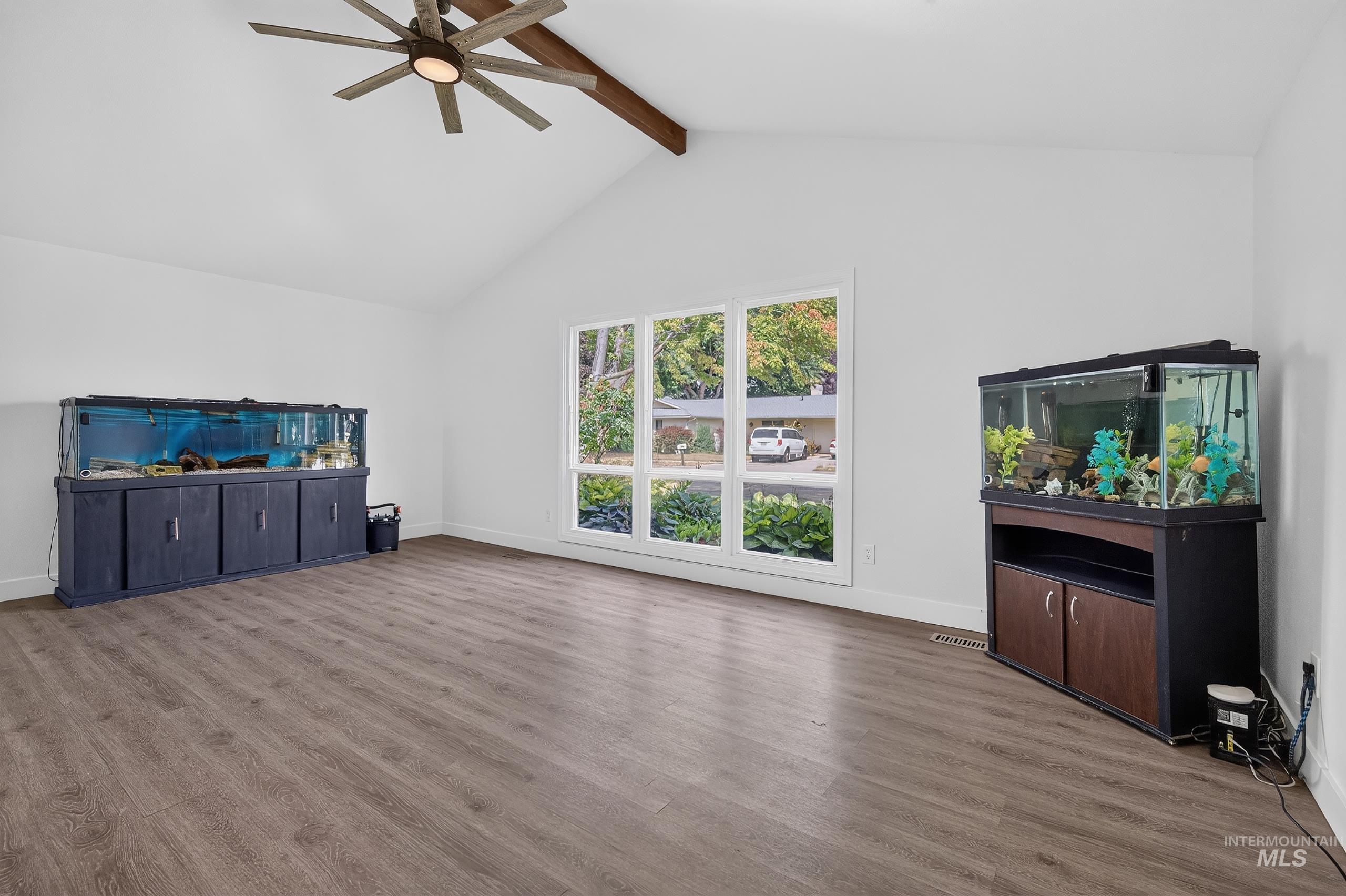 935 Farrington Dr, Eagle, Idaho 83616, 4 Bedrooms, 3 Bathrooms, Residential For Sale, Price $599,900,MLS 98998922
